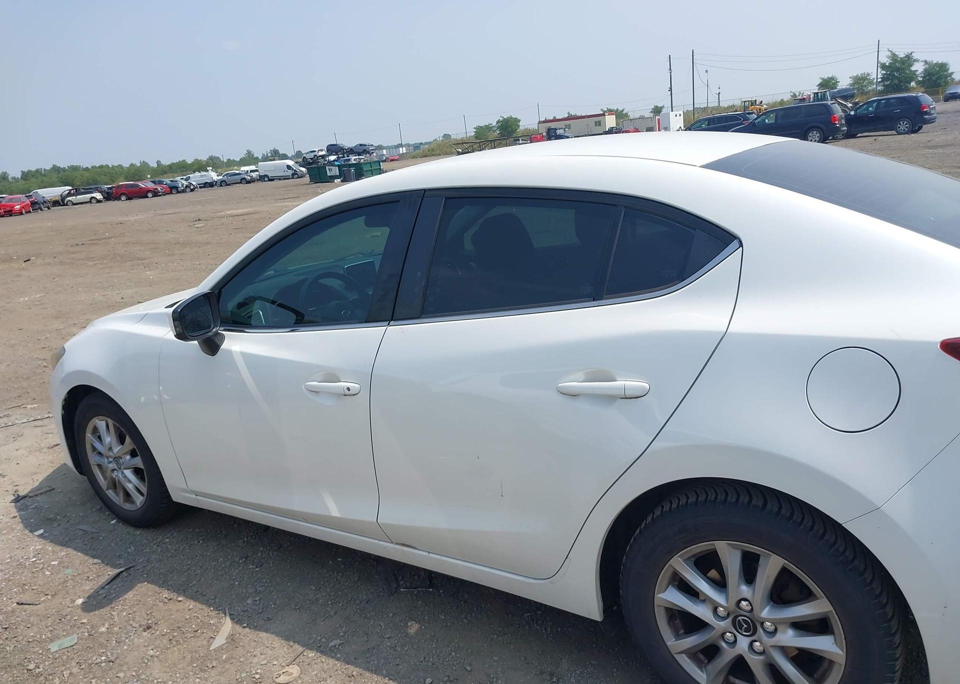 2014 MAZDA 3 TOURING