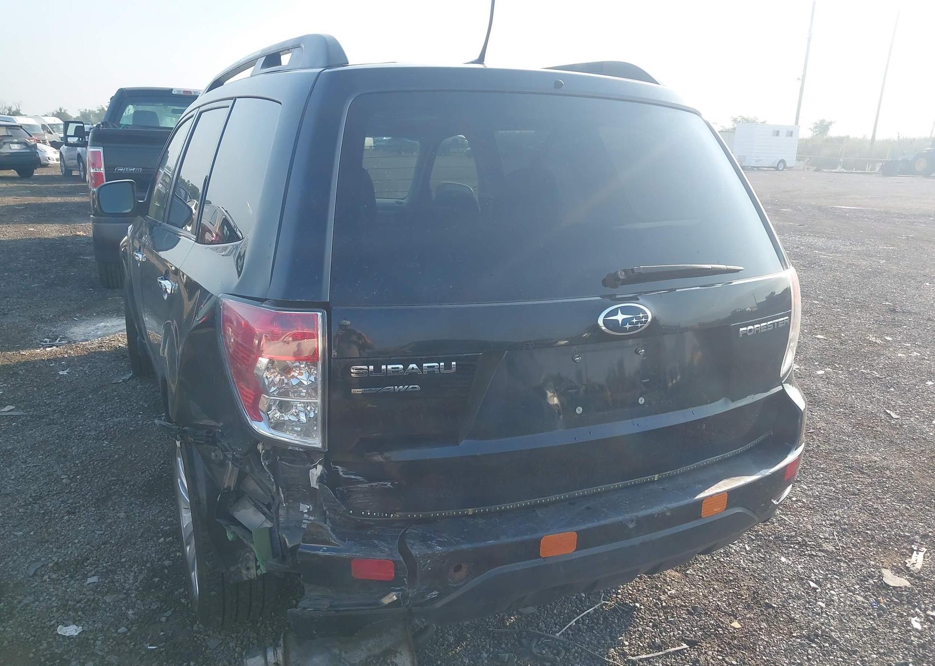 2011 SUBARU FORESTER 2.5 X LIMITED PACKAGE