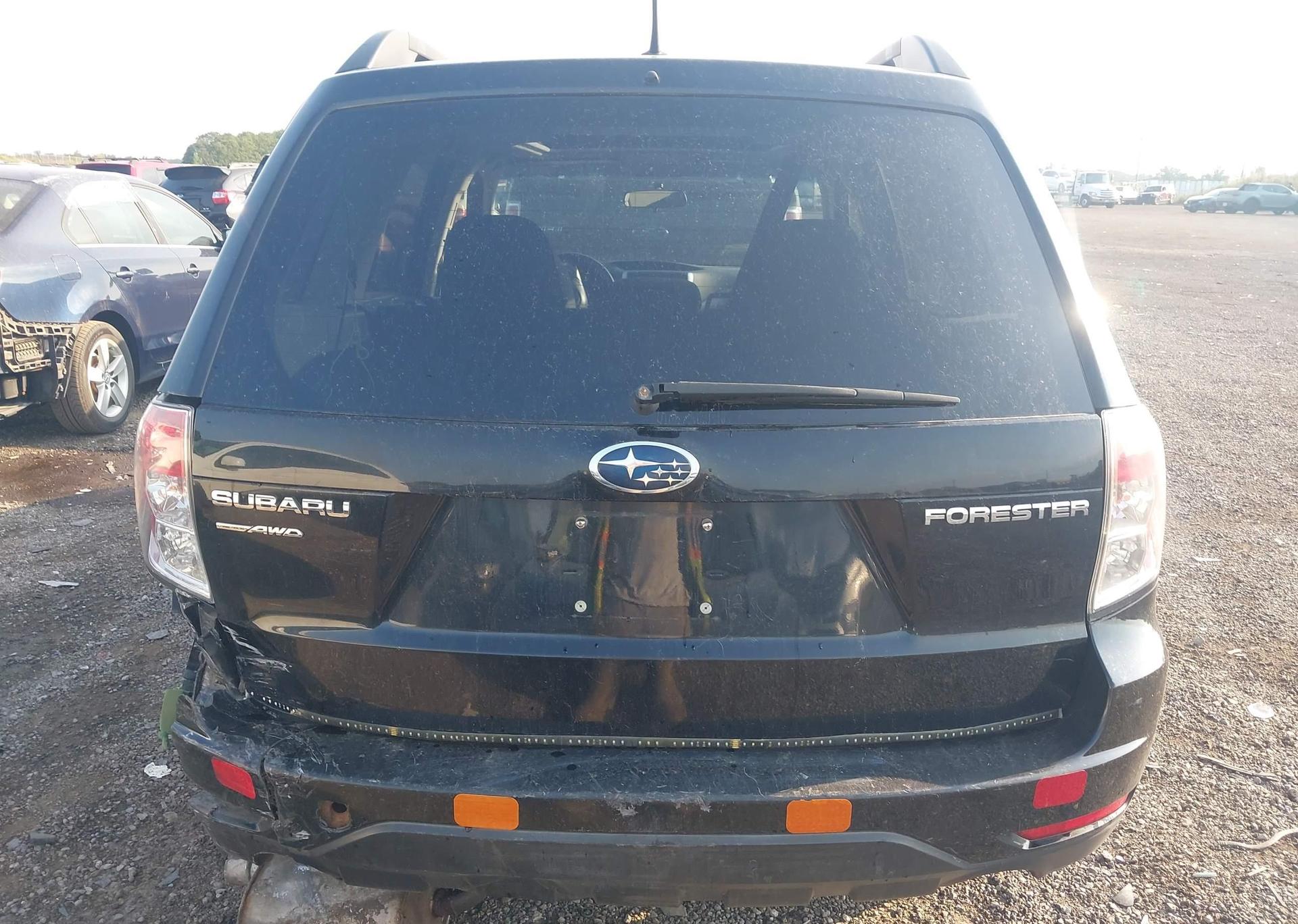 2011 SUBARU FORESTER 2.5 X LIMITED PACKAGE
