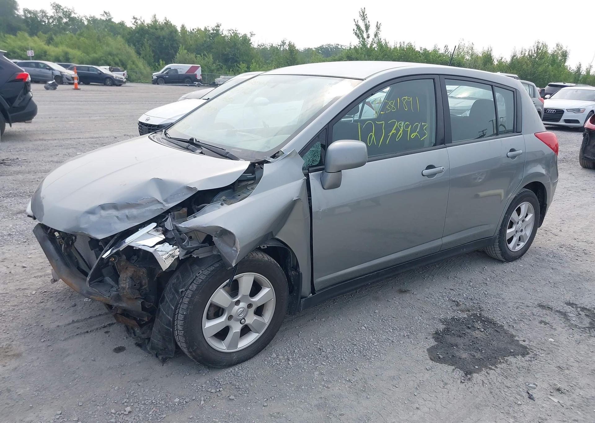 2012 NISSAN VERSA S
