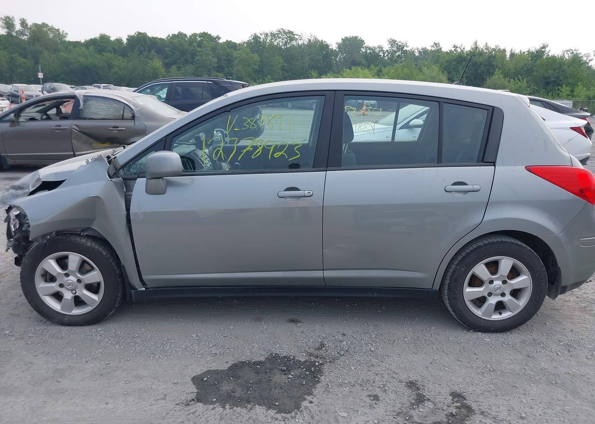 2012 NISSAN VERSA S