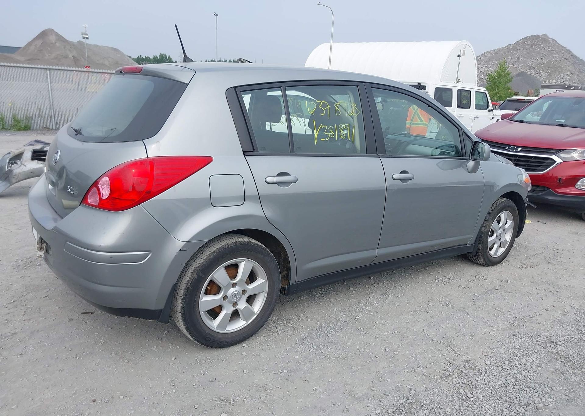 2012 NISSAN VERSA S