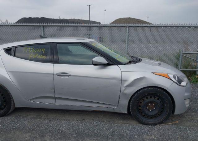 2012 HYUNDAI VELOSTER TECH