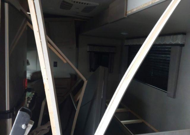 2022 COACHMEN CATALINA