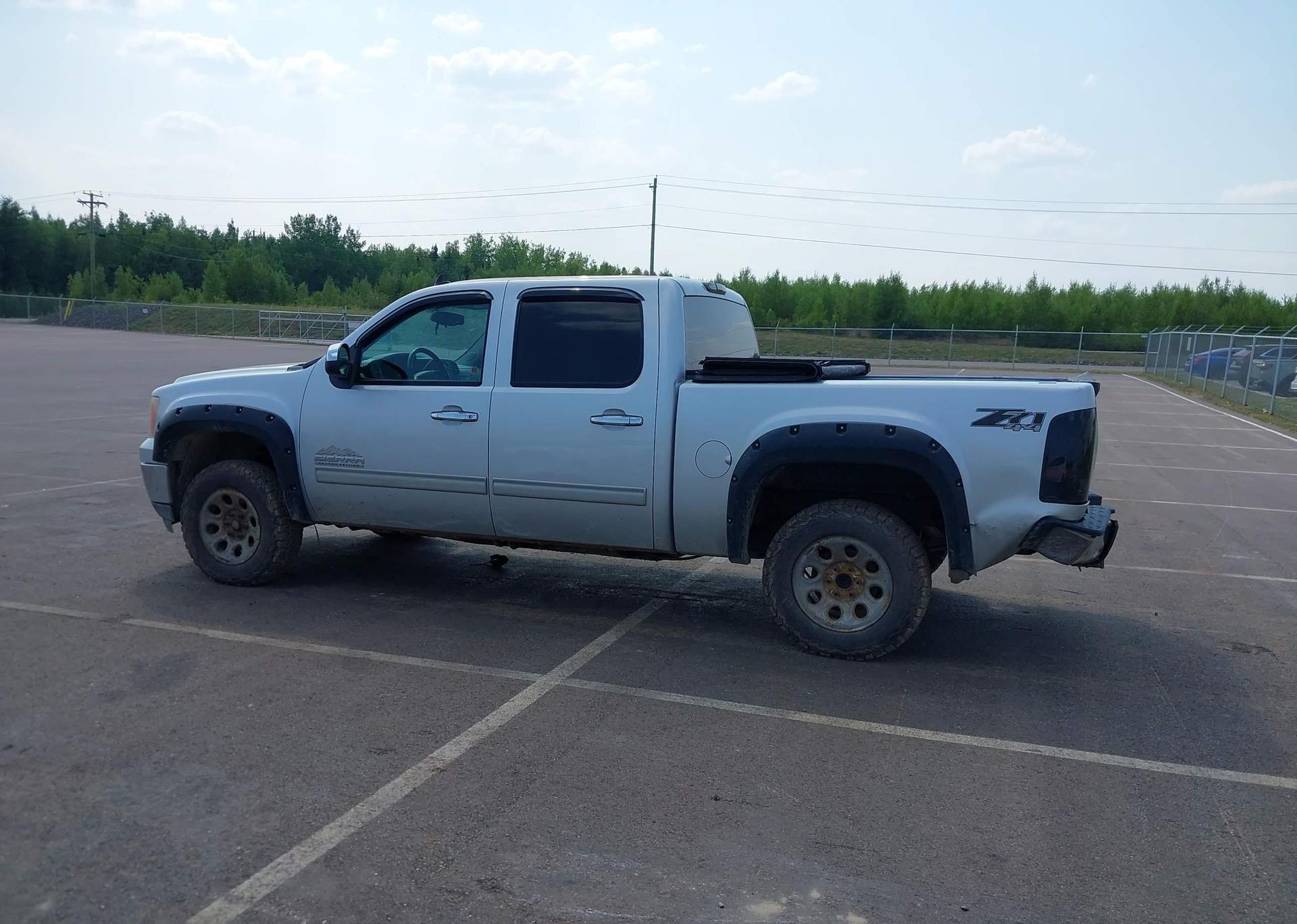 2013 GMC SIERRA 1500 SL