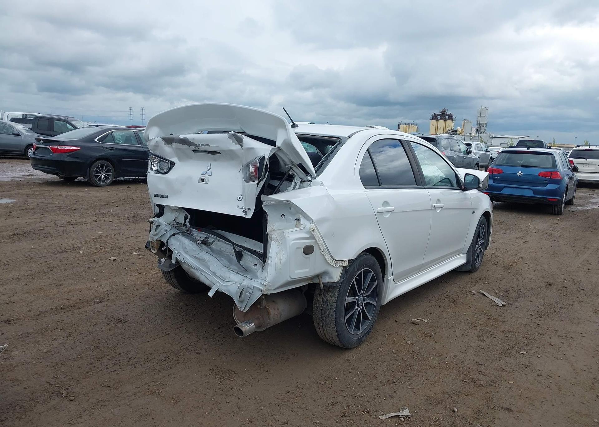 2017 MITSUBISHI LANCER ES