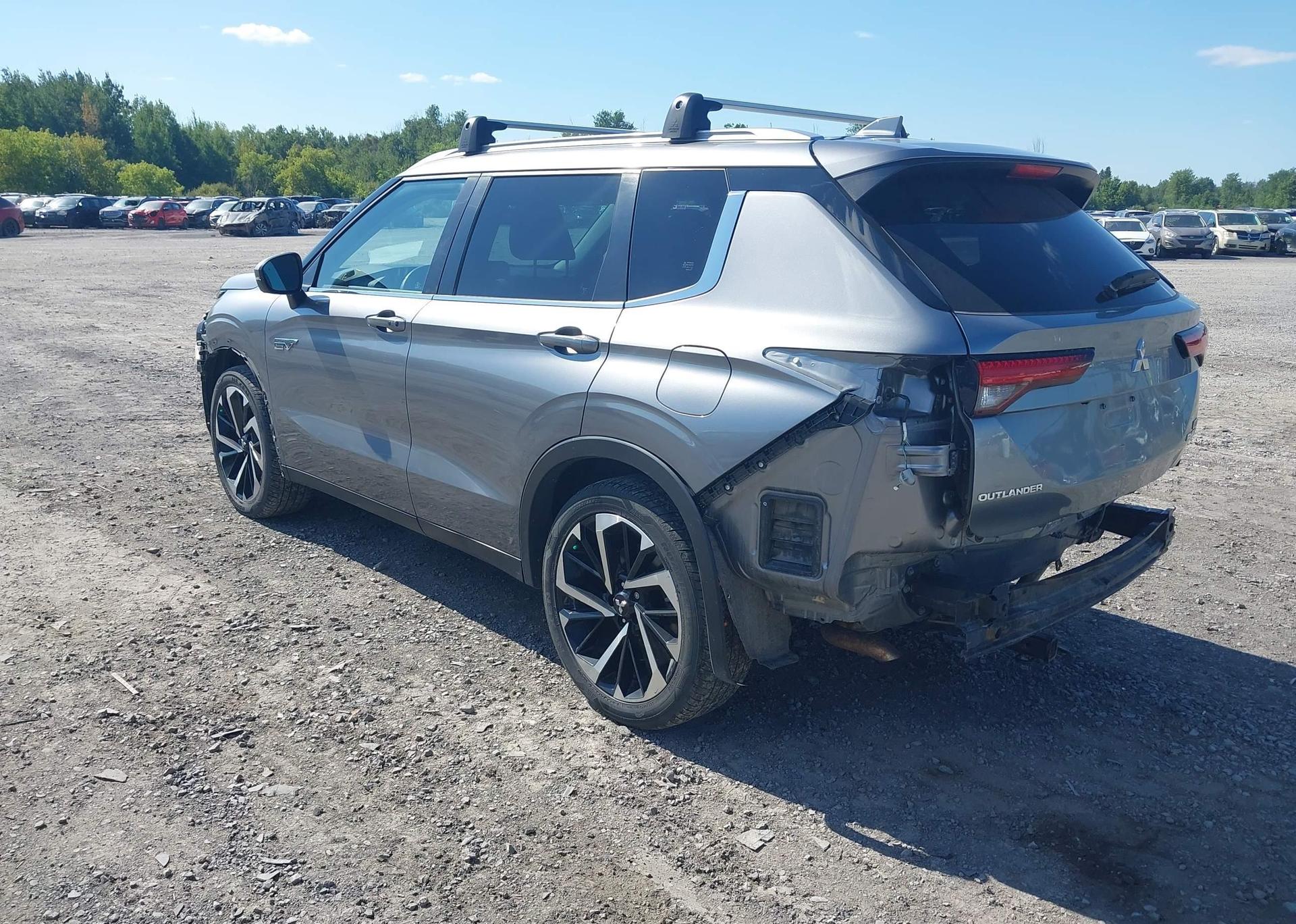 2023 MITSUBISHI OUTLANDER PHEV LE