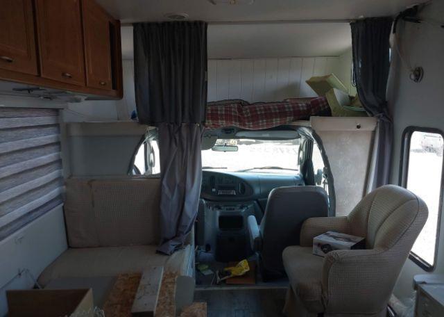 2005 COACHMEN Freelander