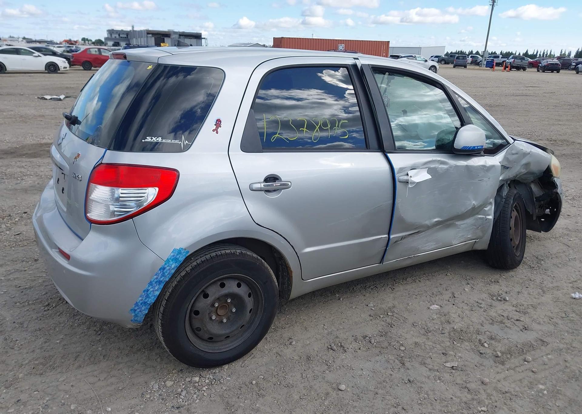 2009 SUZUKI SX4