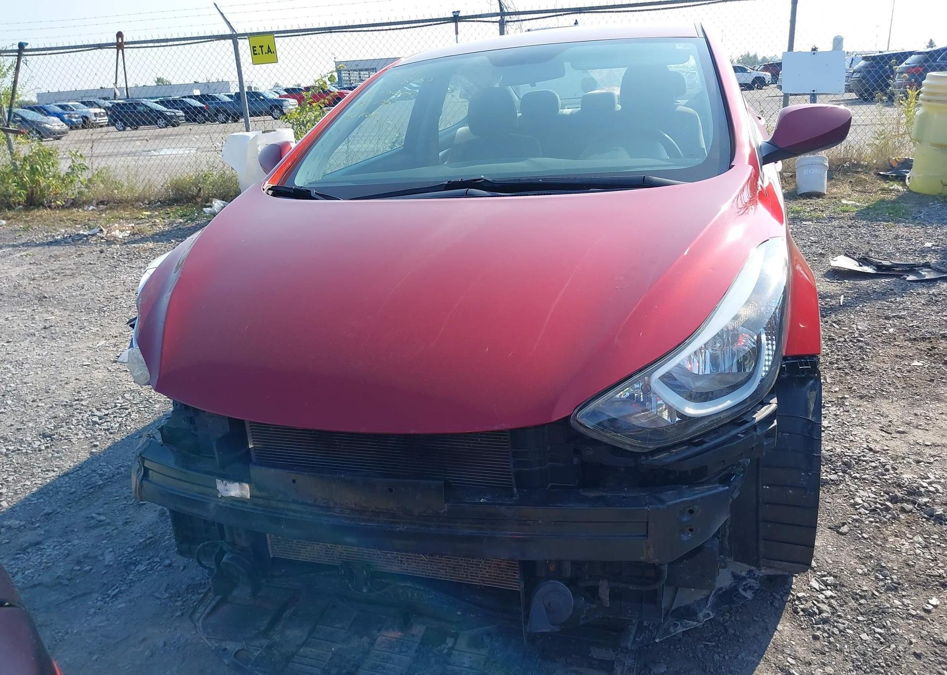 2014 HYUNDAI ELANTRA SE