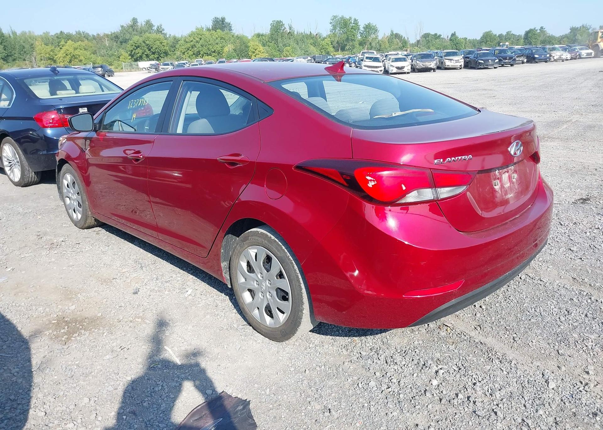 2014 HYUNDAI ELANTRA SE