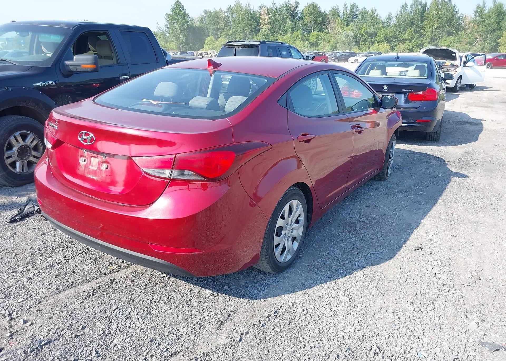 2014 HYUNDAI ELANTRA SE