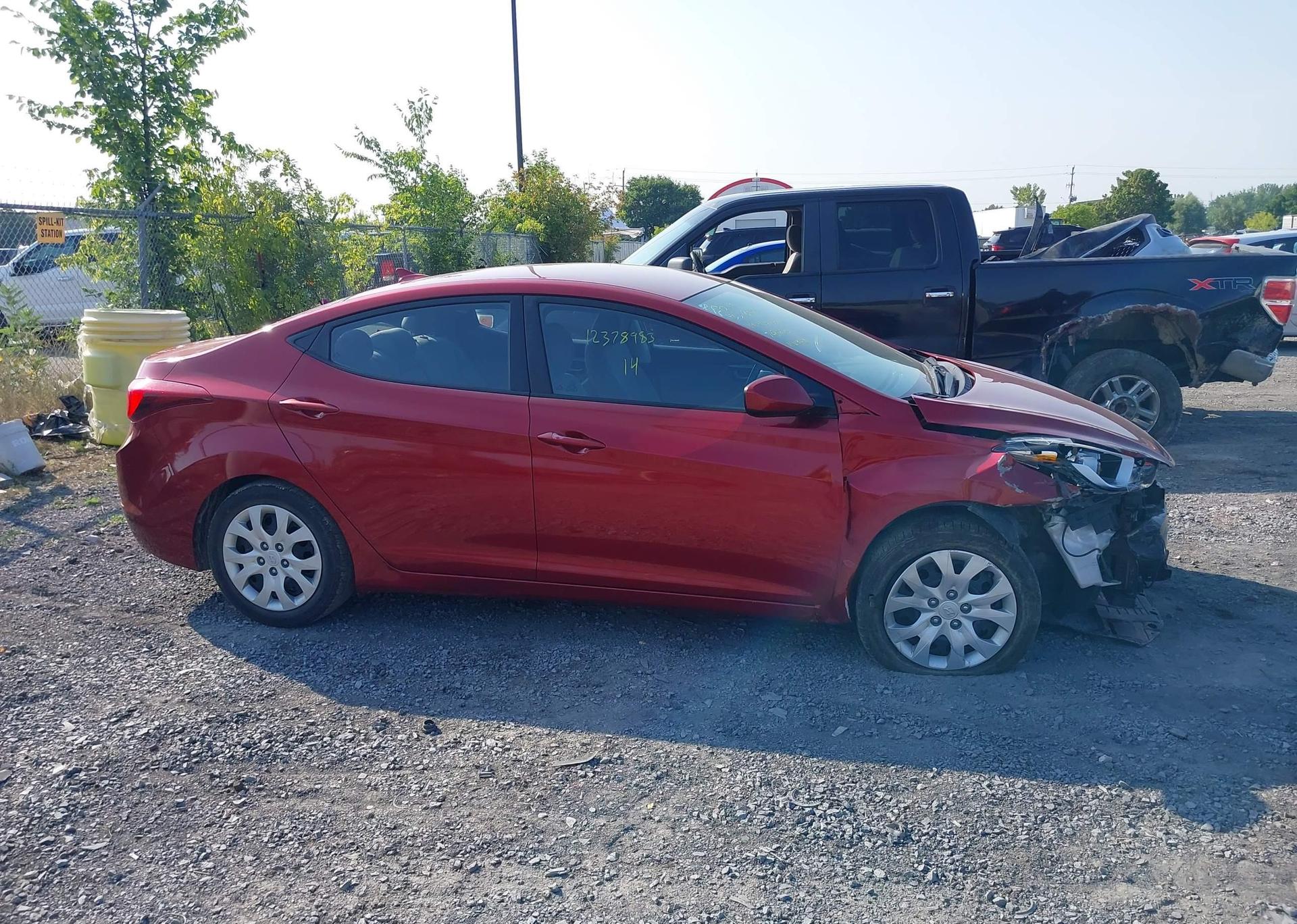 2014 HYUNDAI ELANTRA SE