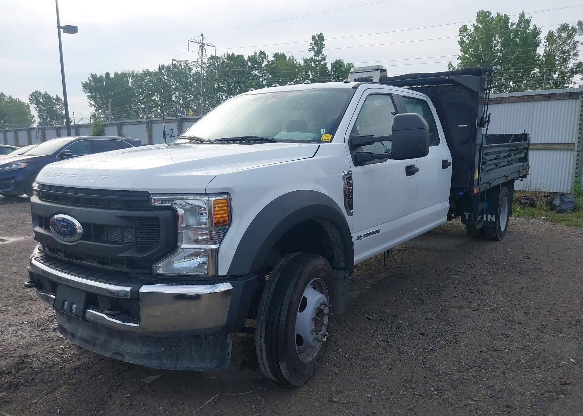 2022 FORD F-550 CHASSIS XL