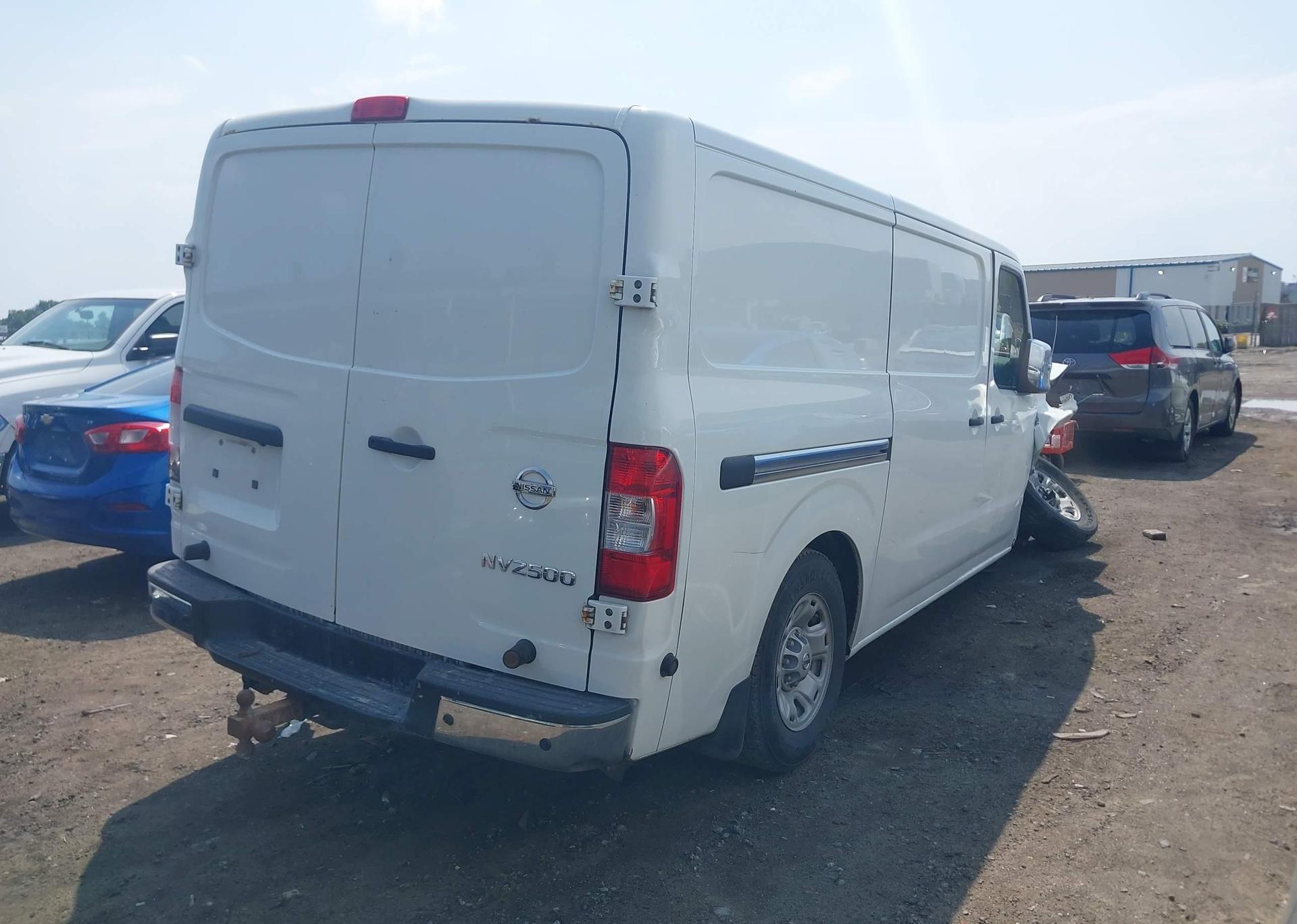 2019 NISSAN NV CARGO NV2500 HD S V8