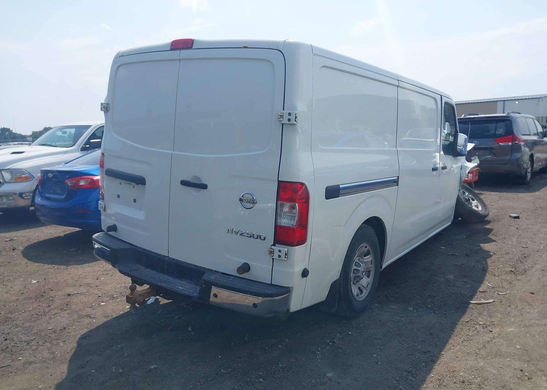 2019 NISSAN NV CARGO NV2500 HD S V8