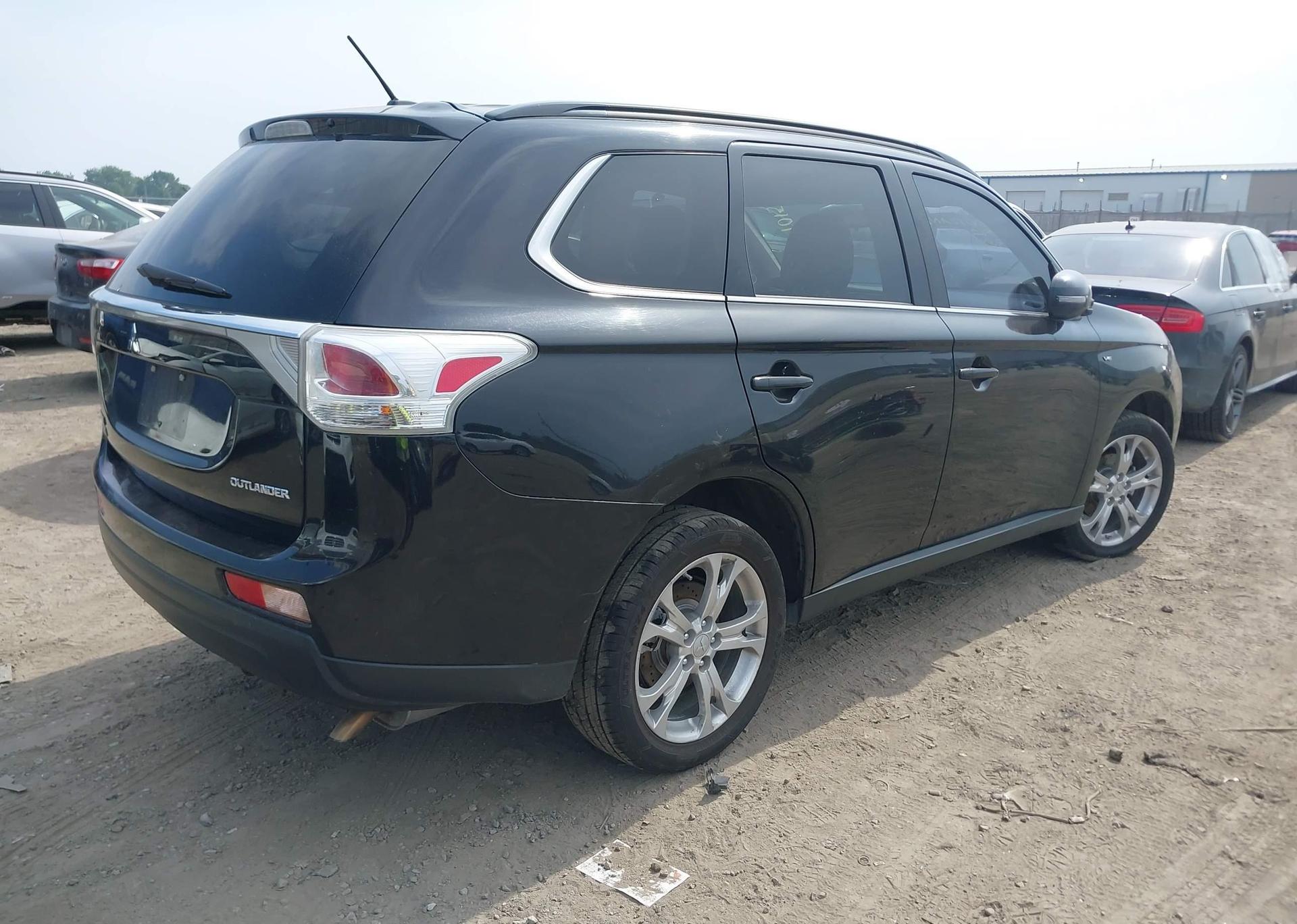 2014 MITSUBISHI OUTLANDER GT