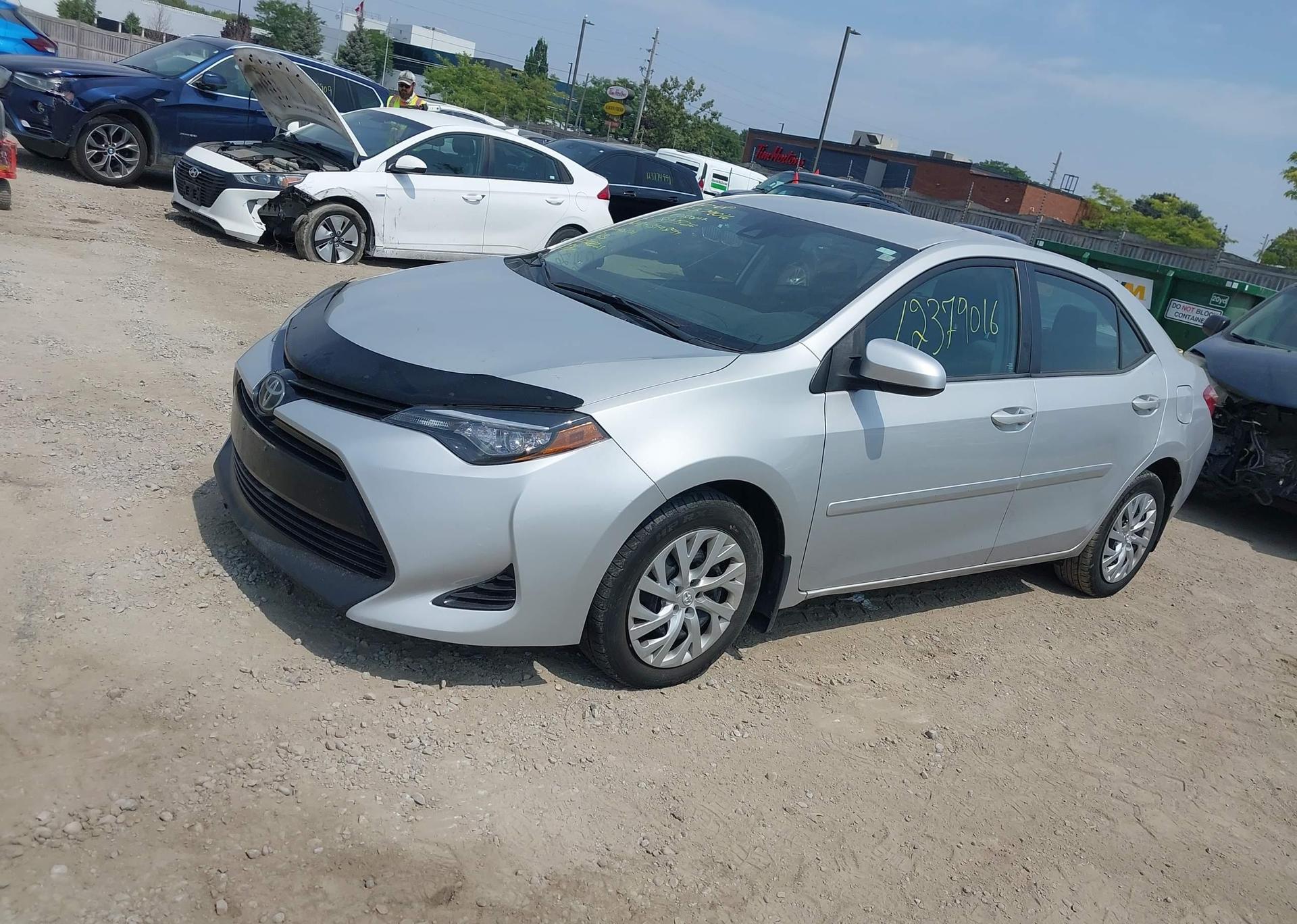 2017 TOYOTA COROLLA LE