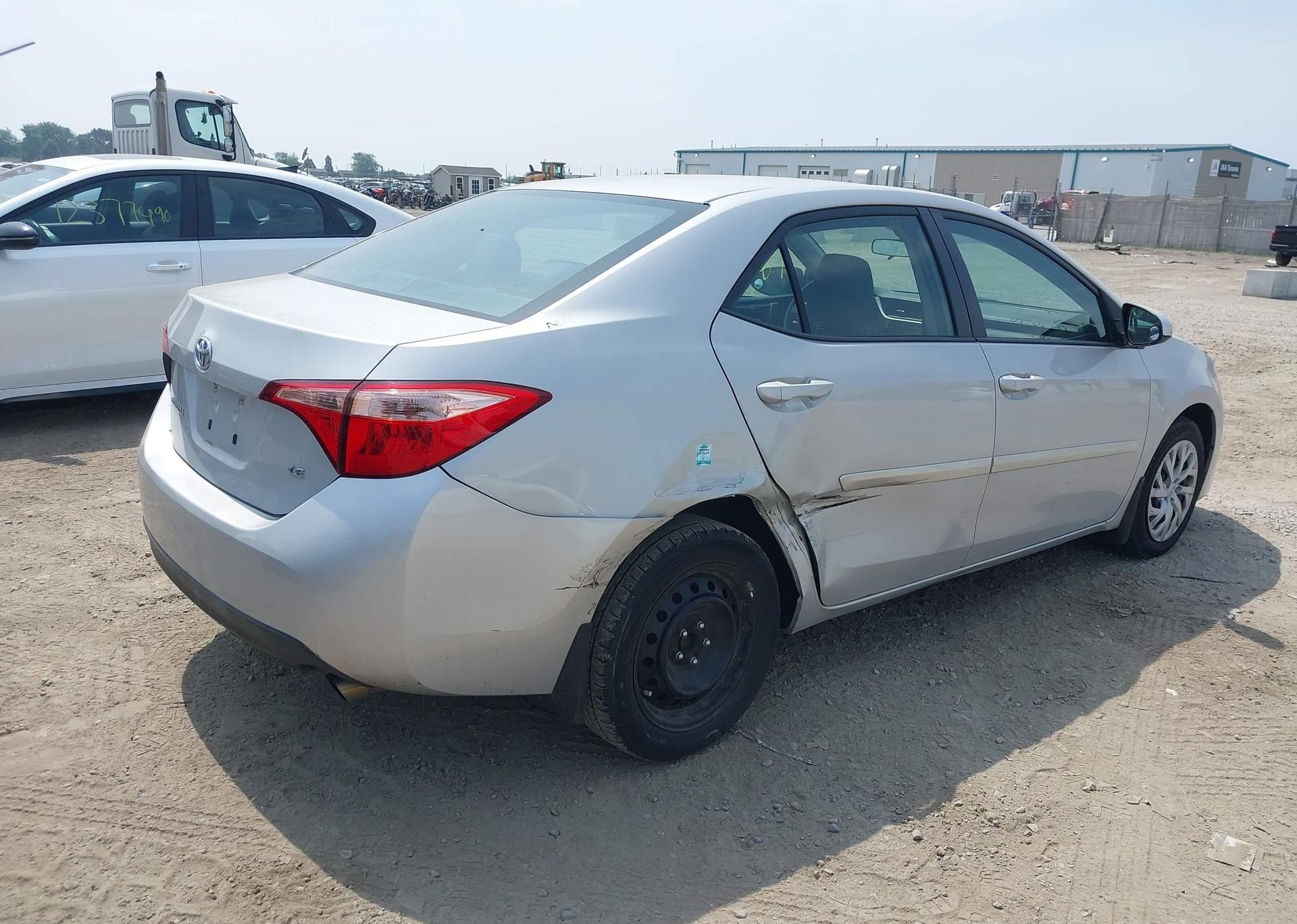 2017 TOYOTA COROLLA LE