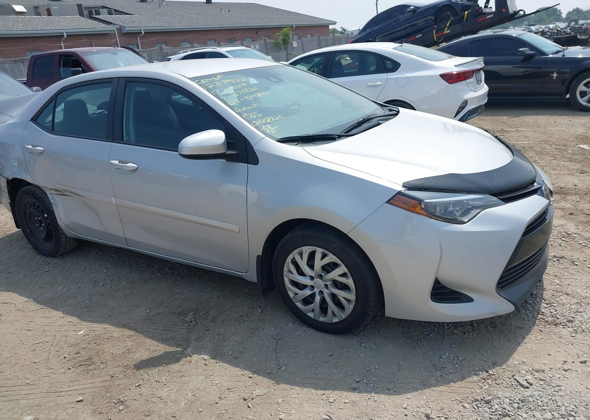 2017 TOYOTA COROLLA LE