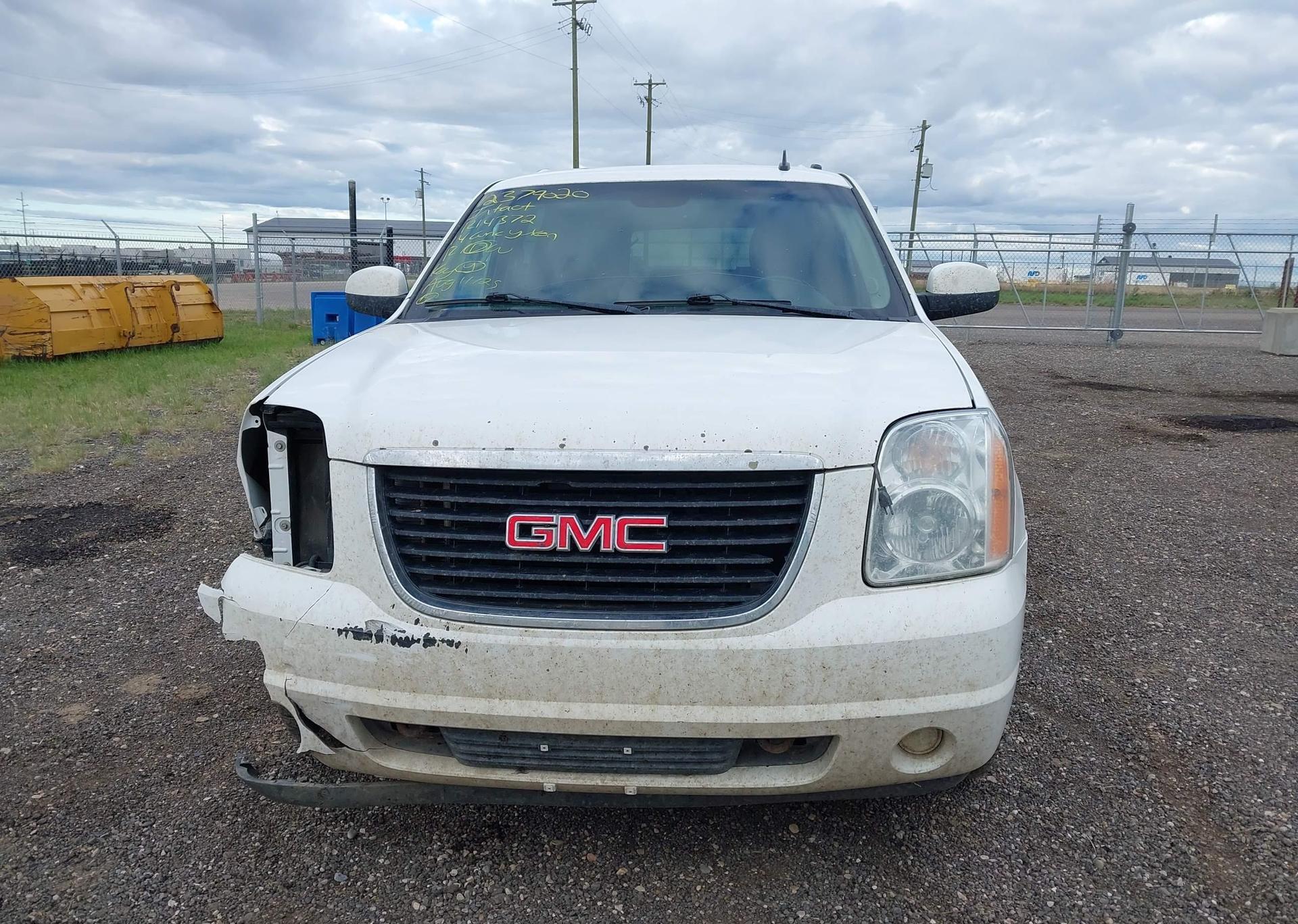 2014 GMC YUKON XL 1500 SLE