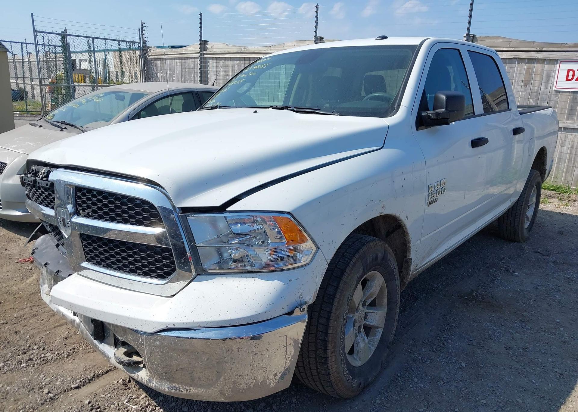 2023 RAM 1500 CLASSIC SLT