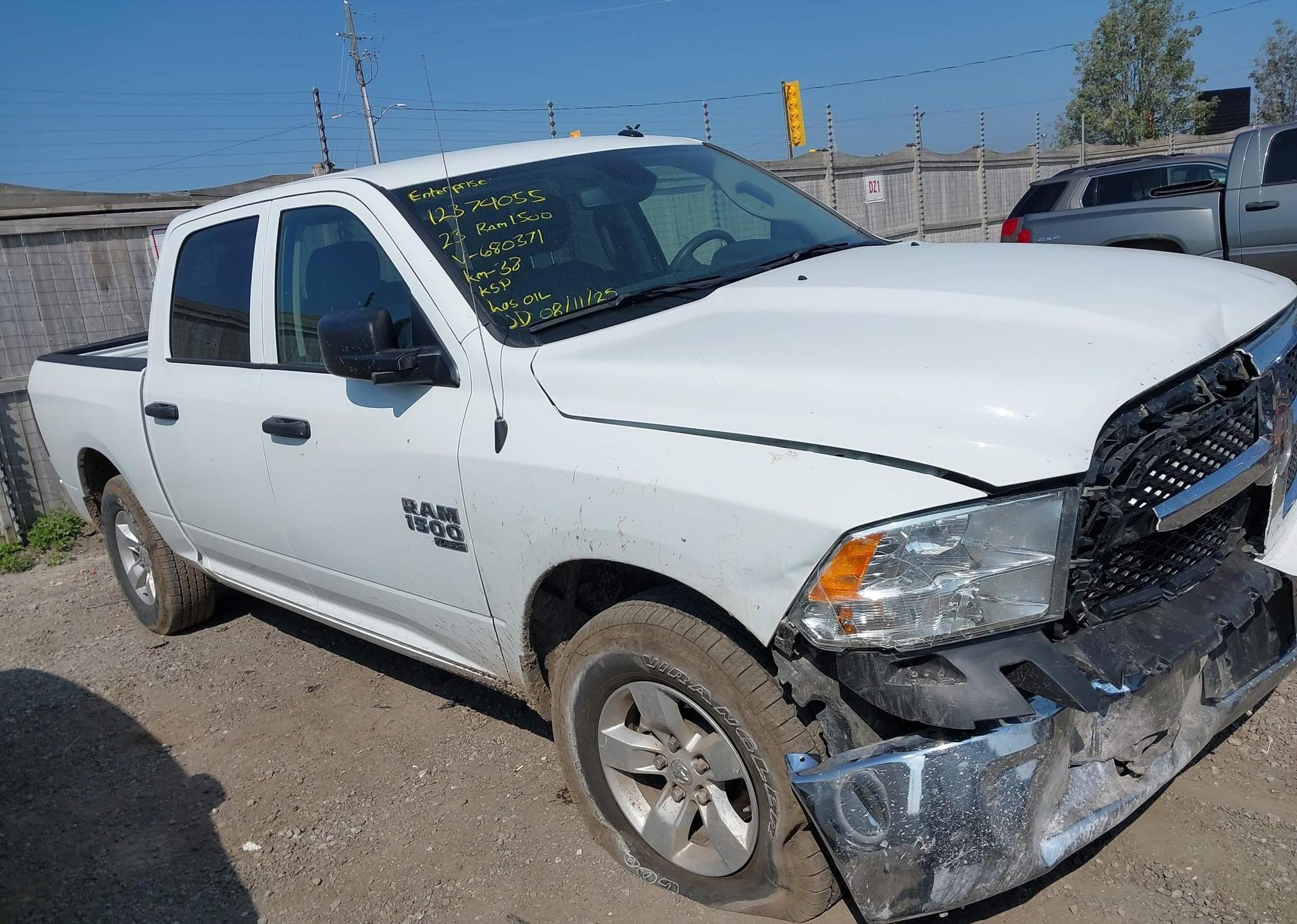 2023 RAM 1500 CLASSIC SLT