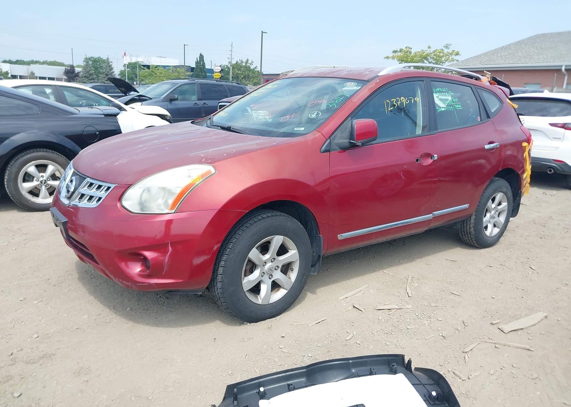 2011 NISSAN ROGUE S