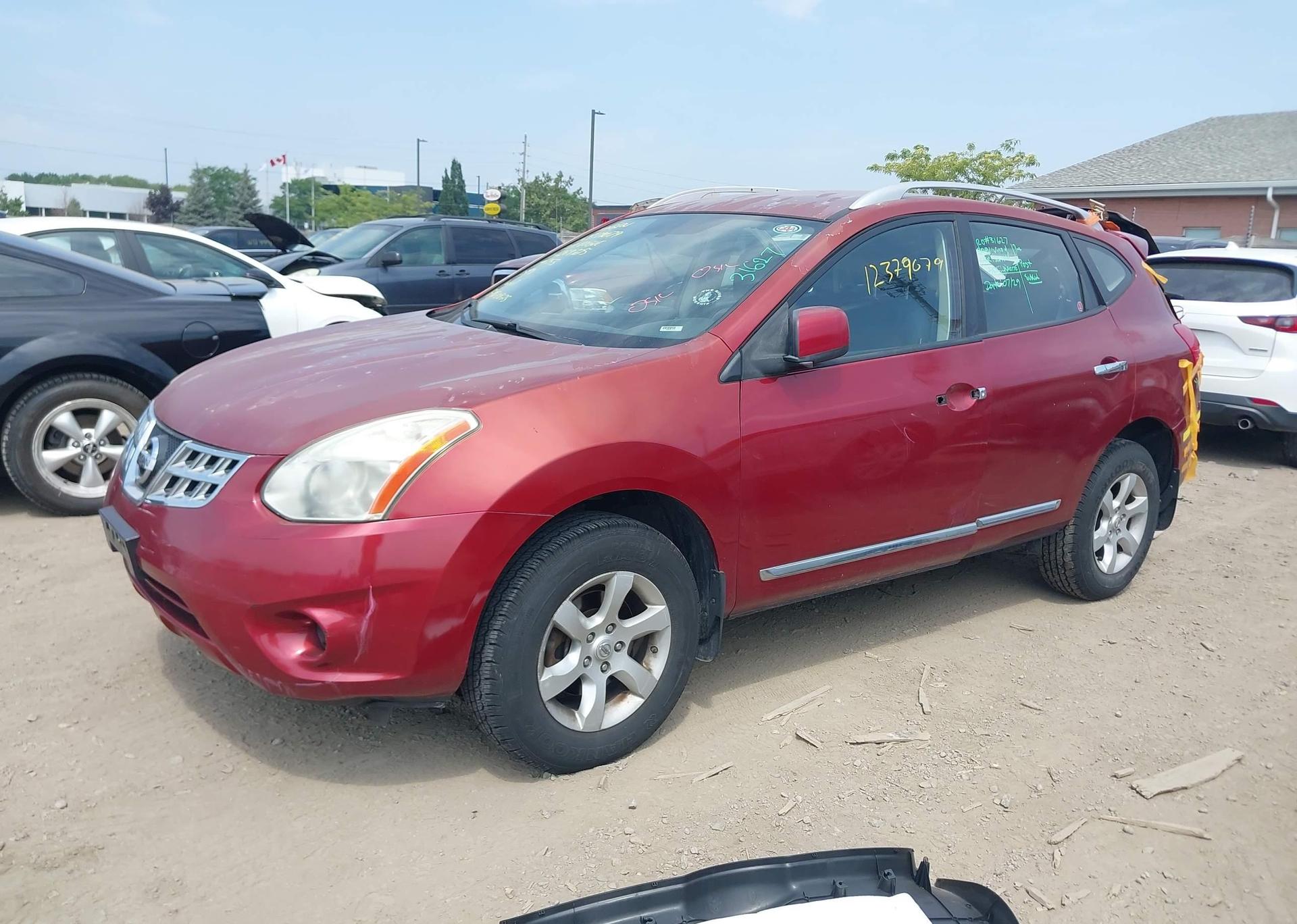 2011 NISSAN ROGUE S