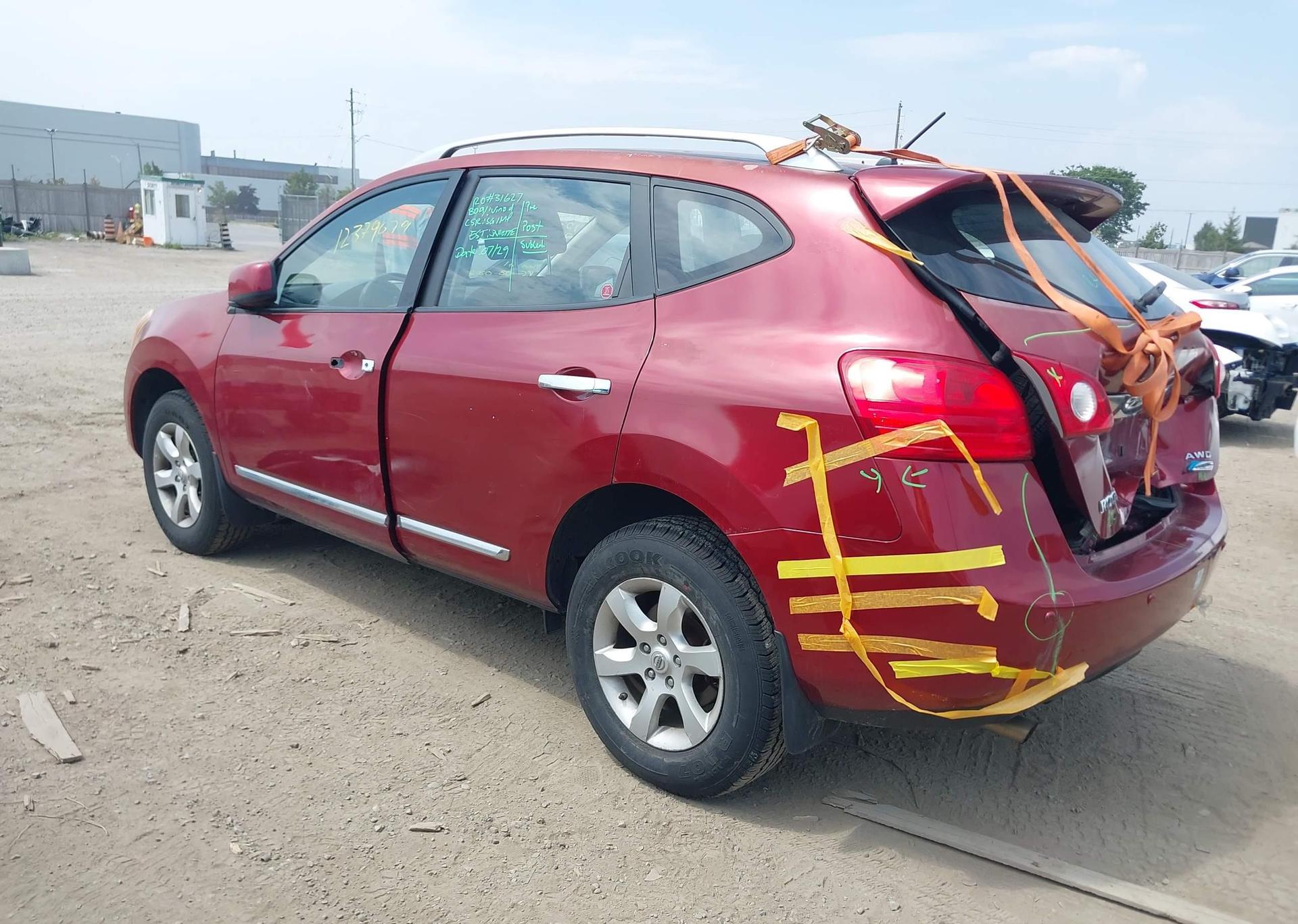 2011 NISSAN ROGUE S