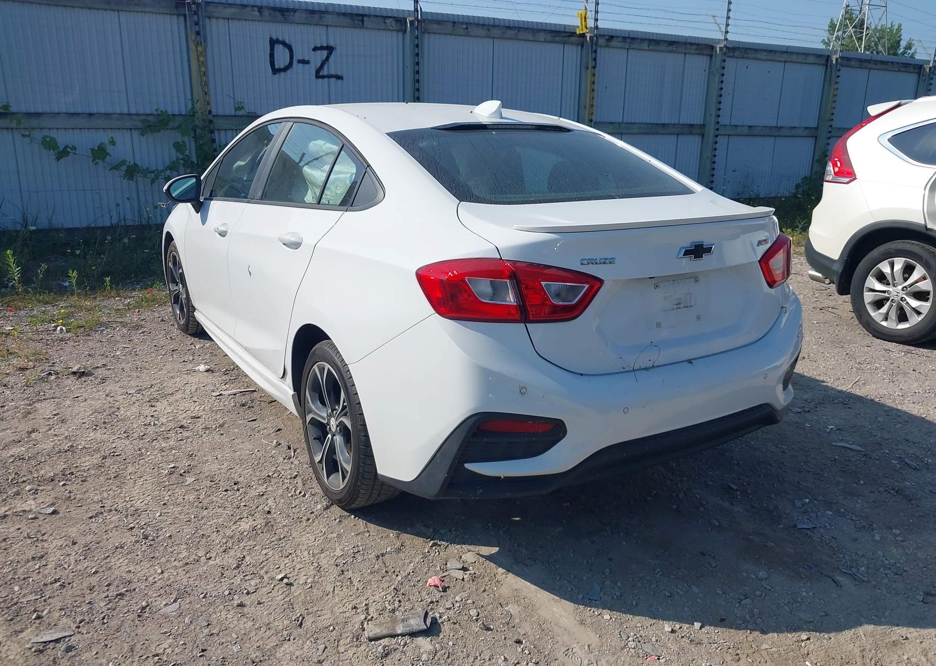 2019 CHEVROLET CRUZE LT