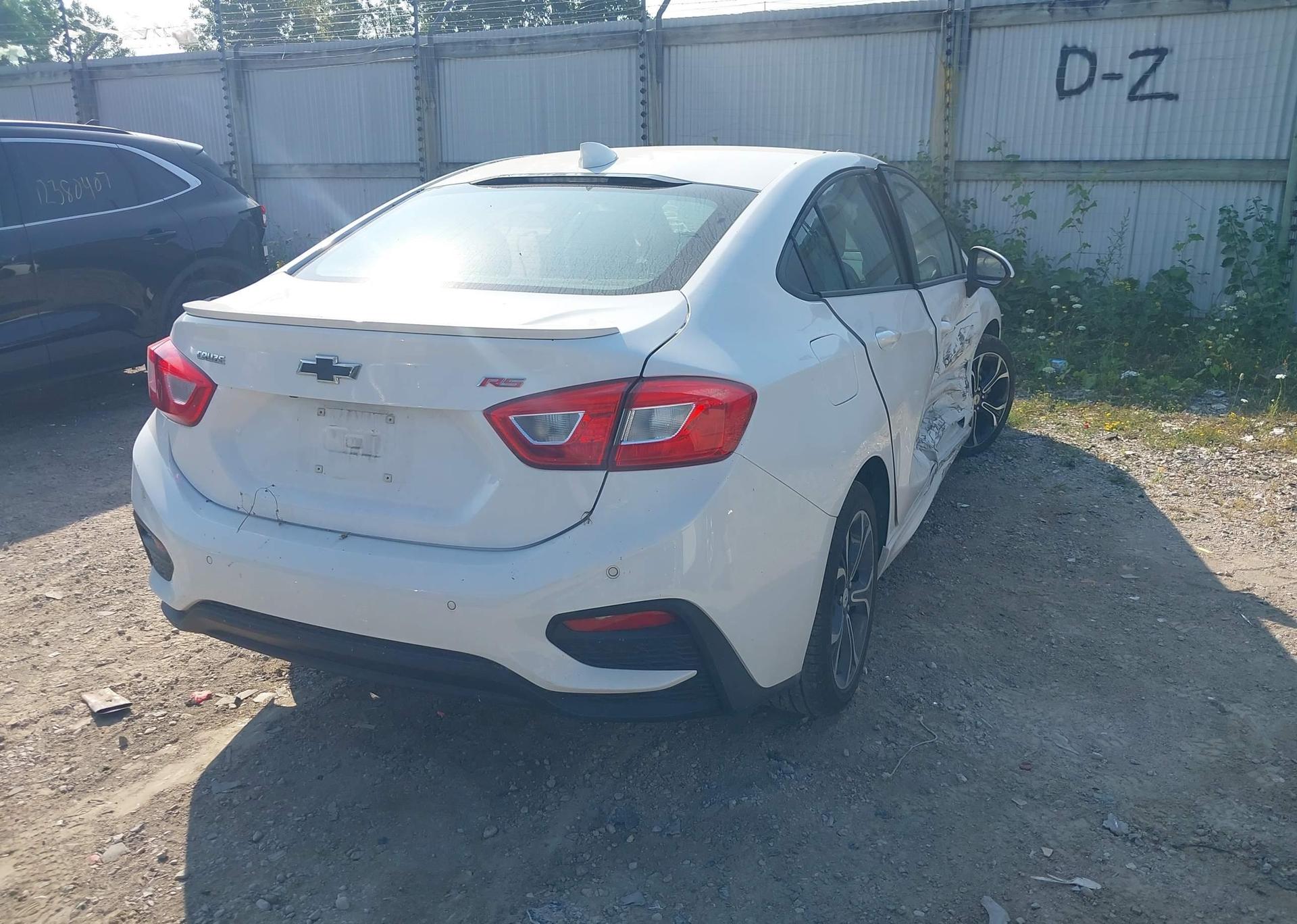 2019 CHEVROLET CRUZE LT