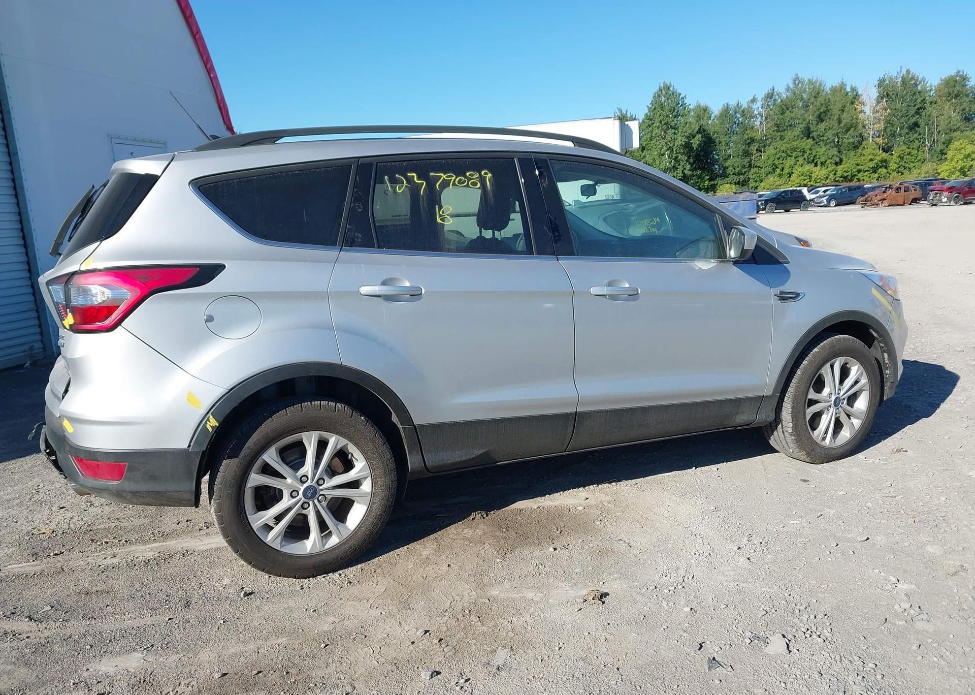 2018 FORD ESCAPE SEL