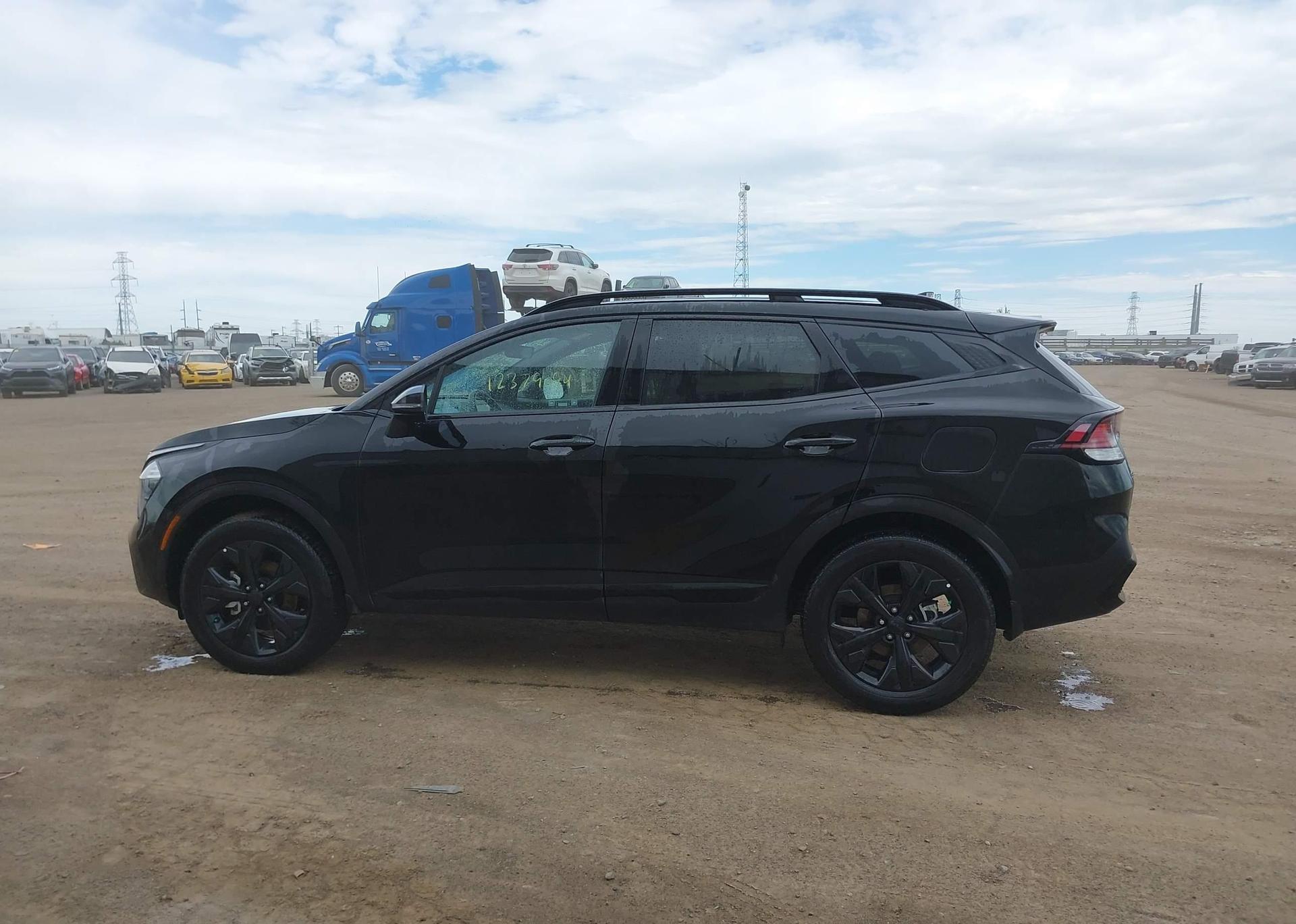 2025 KIA Sportage LX