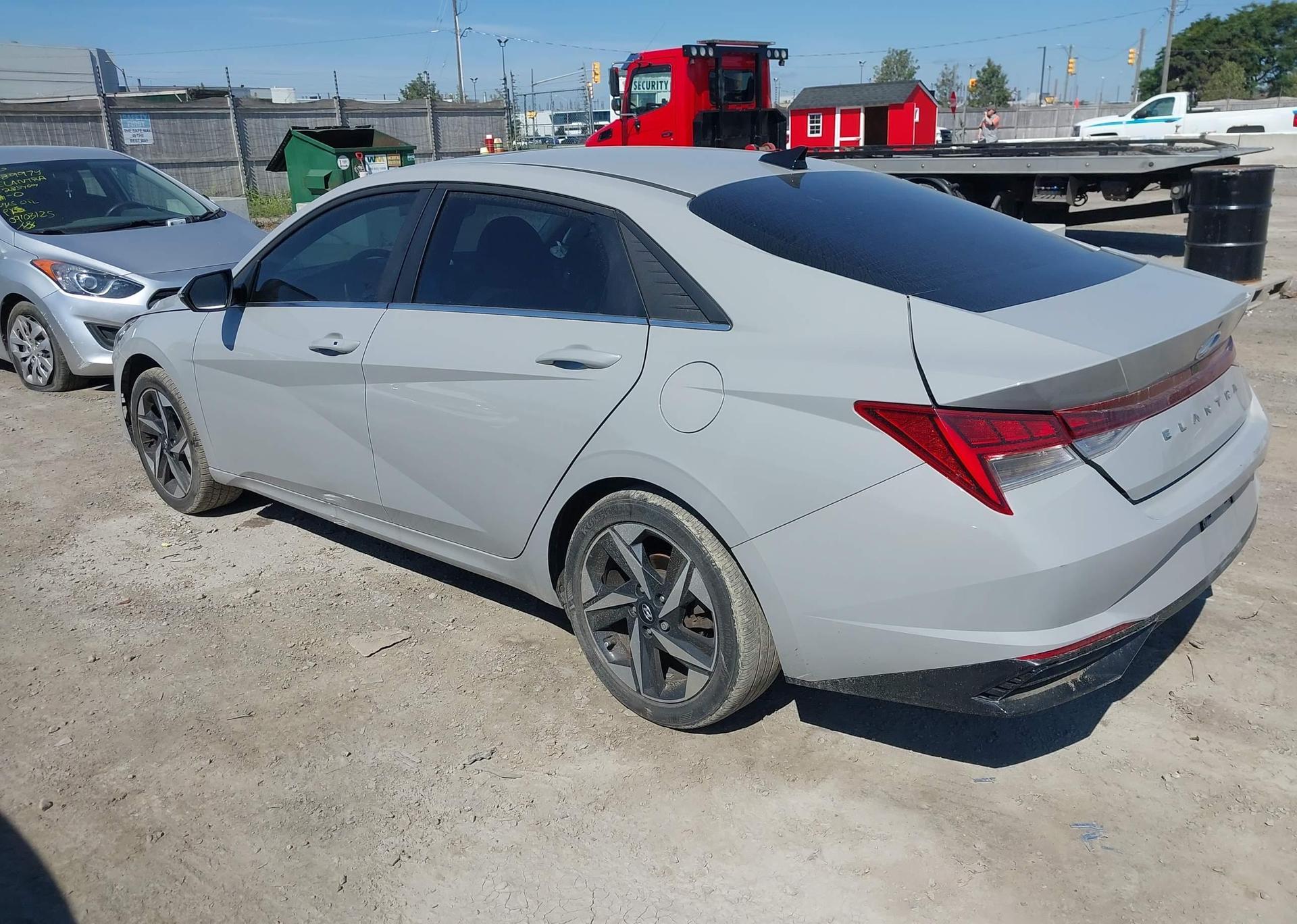 2023 HYUNDAI ELANTRA