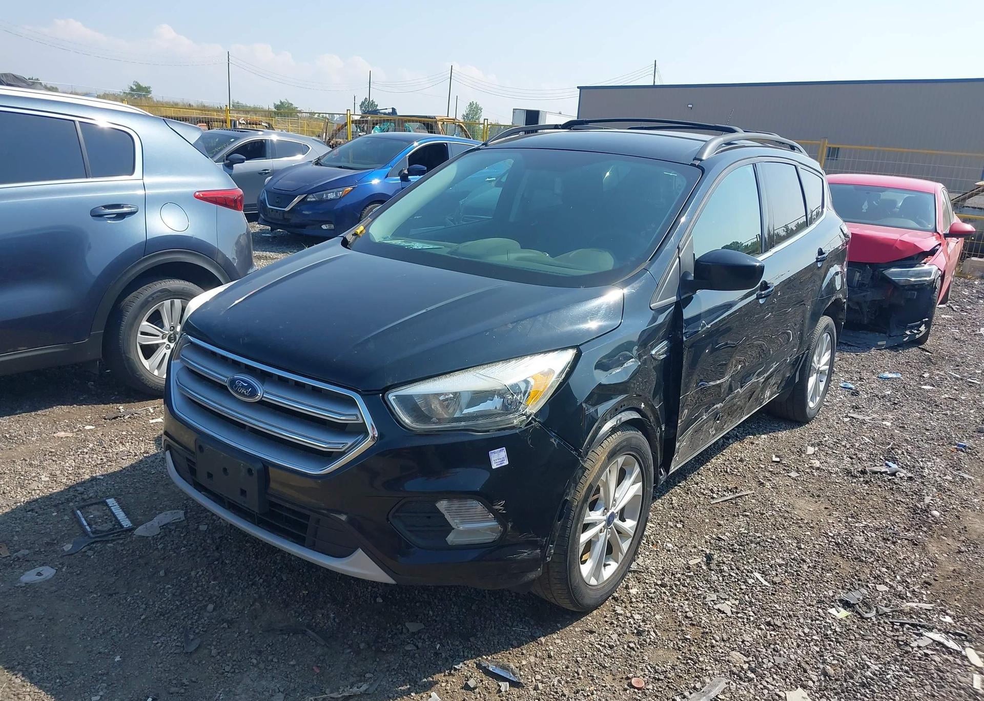2017 FORD ESCAPE SE