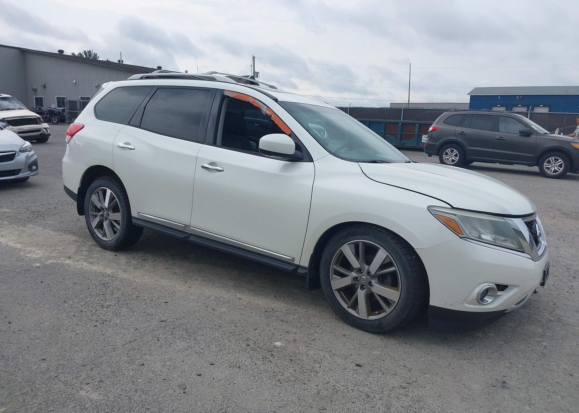 2015 NISSAN PATHFINDER PLATINUM