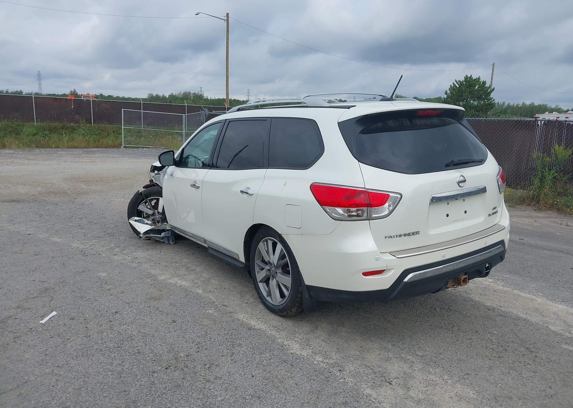 2015 NISSAN PATHFINDER PLATINUM