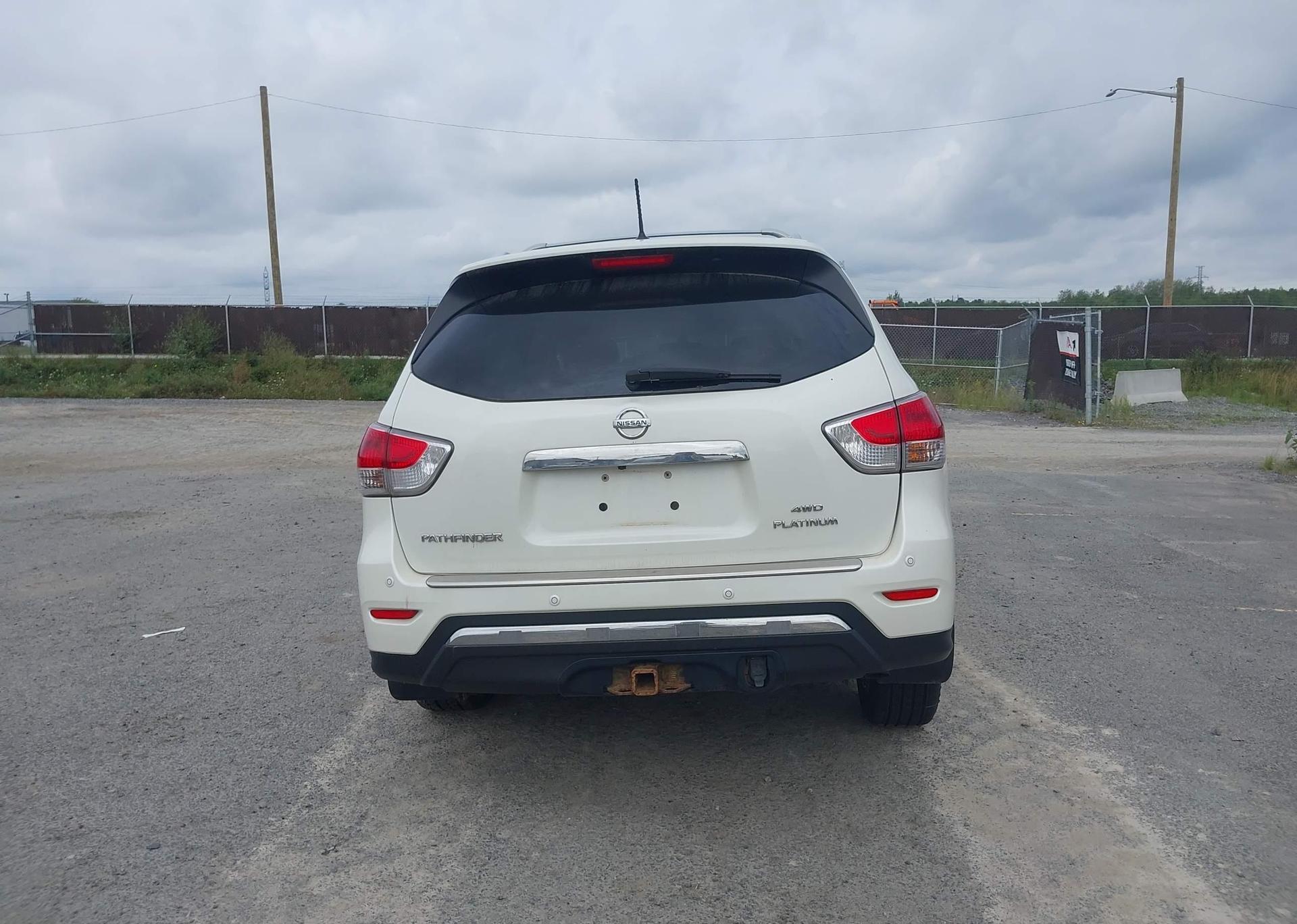 2015 NISSAN PATHFINDER PLATINUM