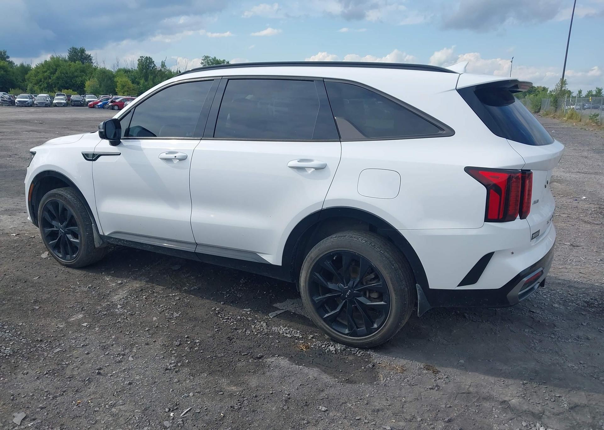 2022 KIA SORENTO EX