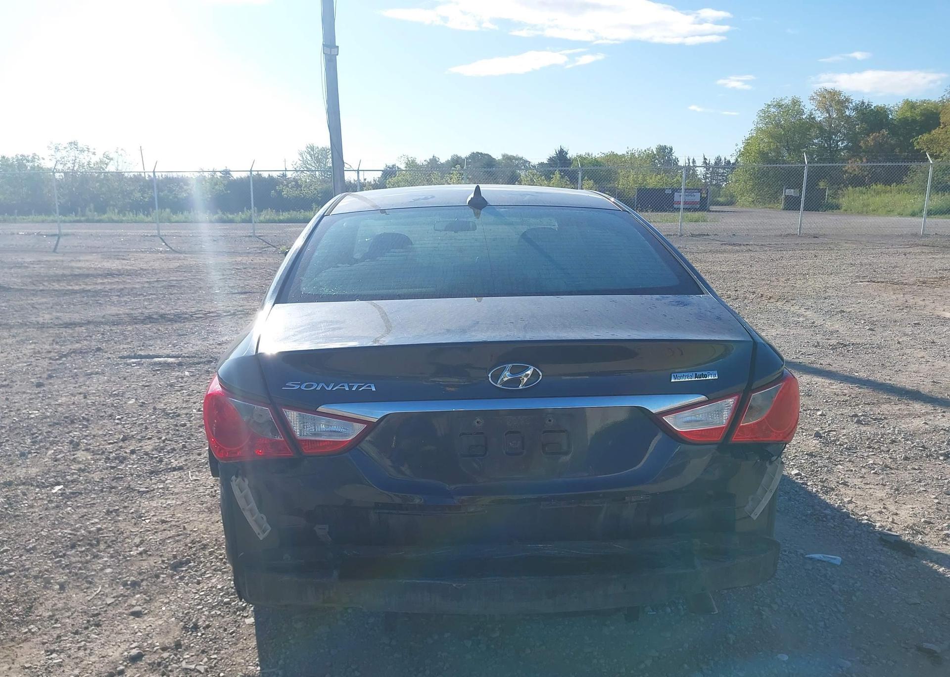 2012 HYUNDAI SONATA GLS