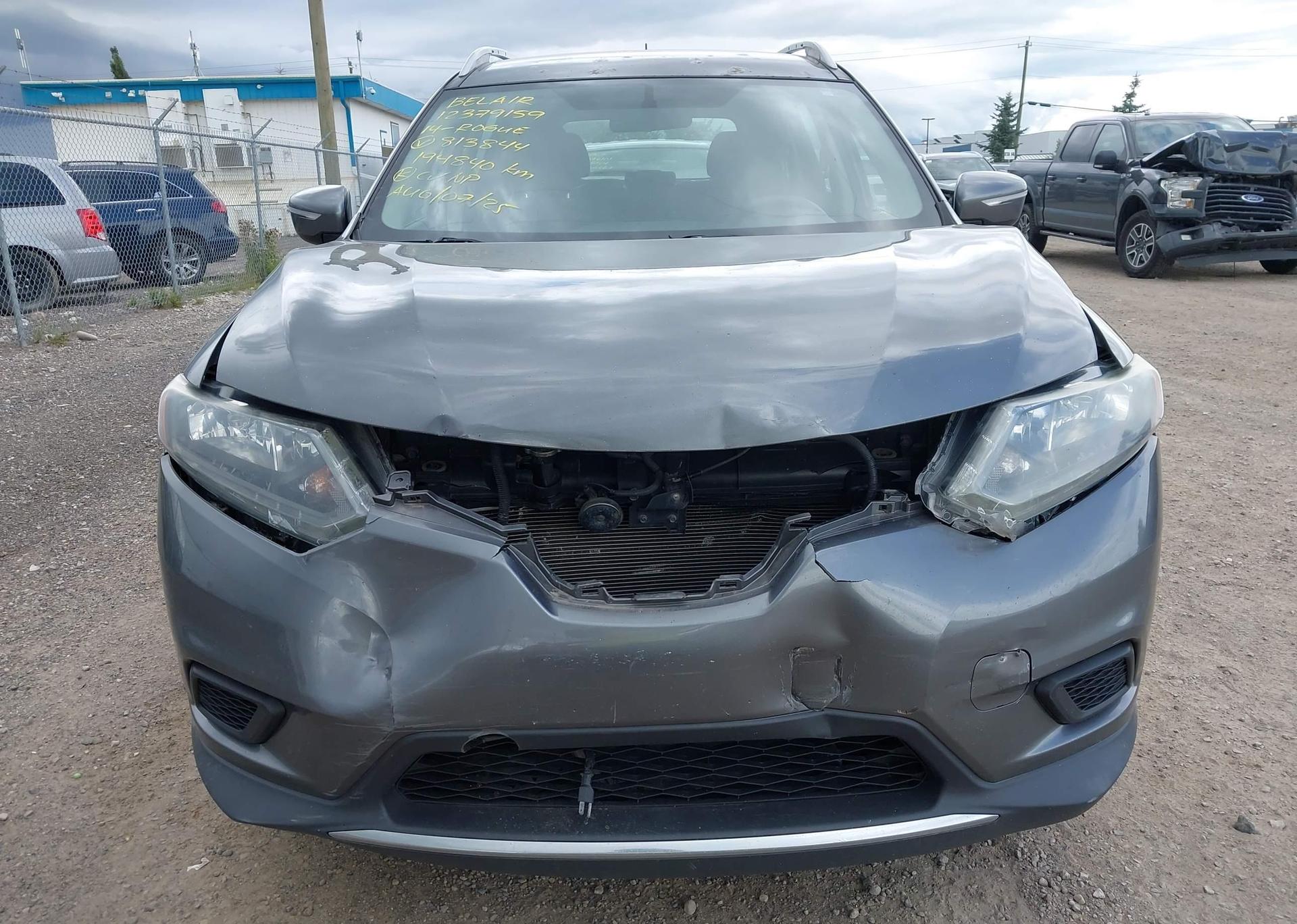 2014 NISSAN ROGUE S