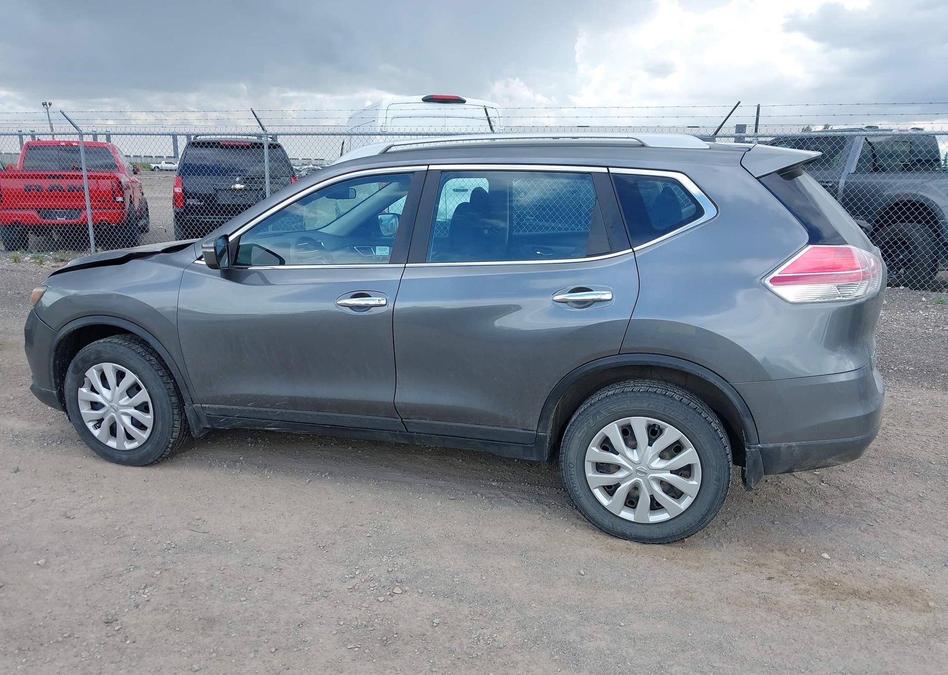 2014 NISSAN ROGUE S