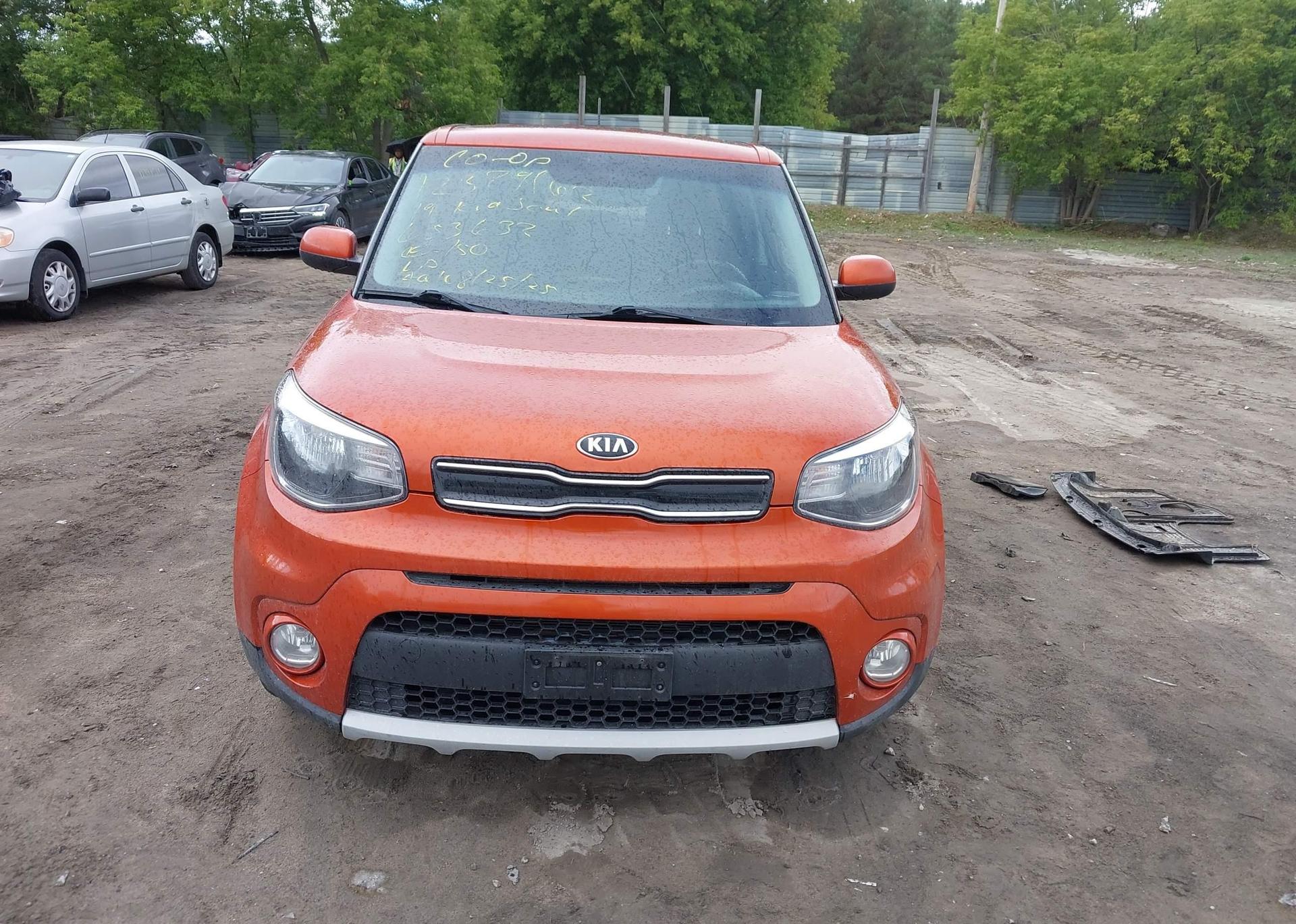 2019 KIA SOUL +
