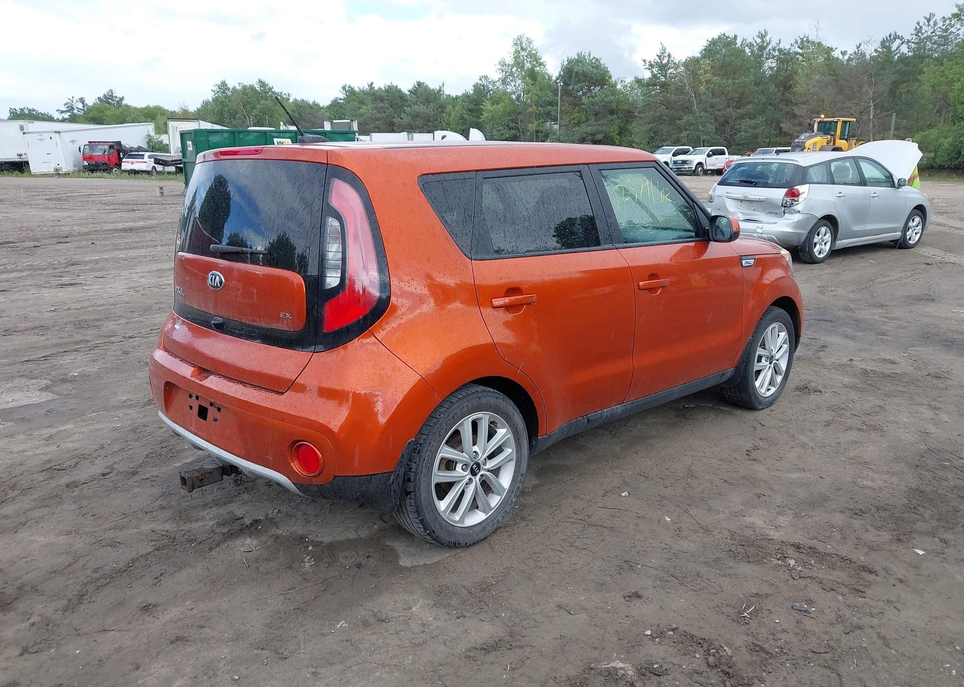 2019 KIA SOUL +