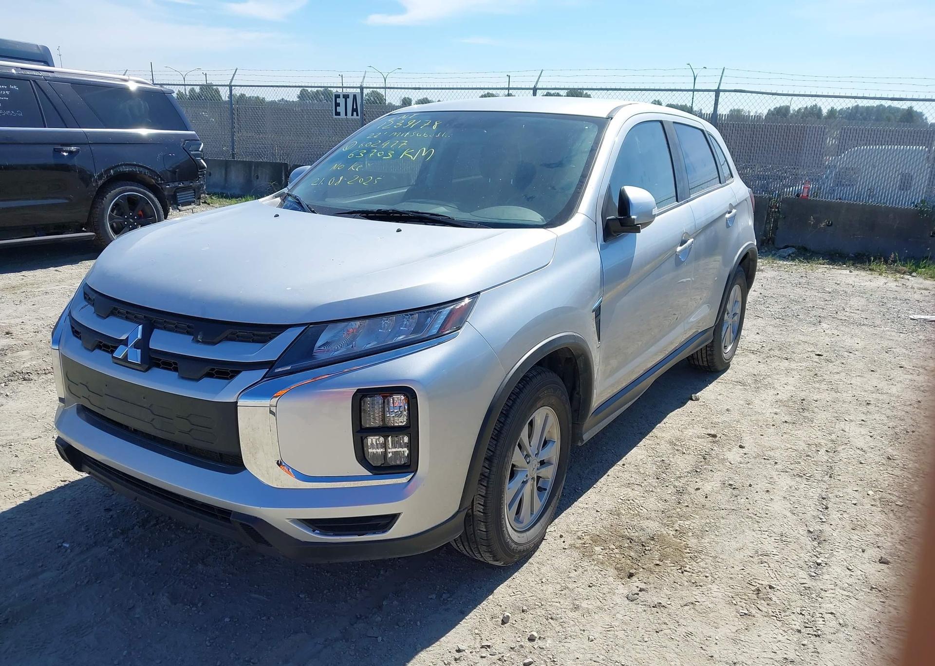 2022 MITSUBISHI RVR SE