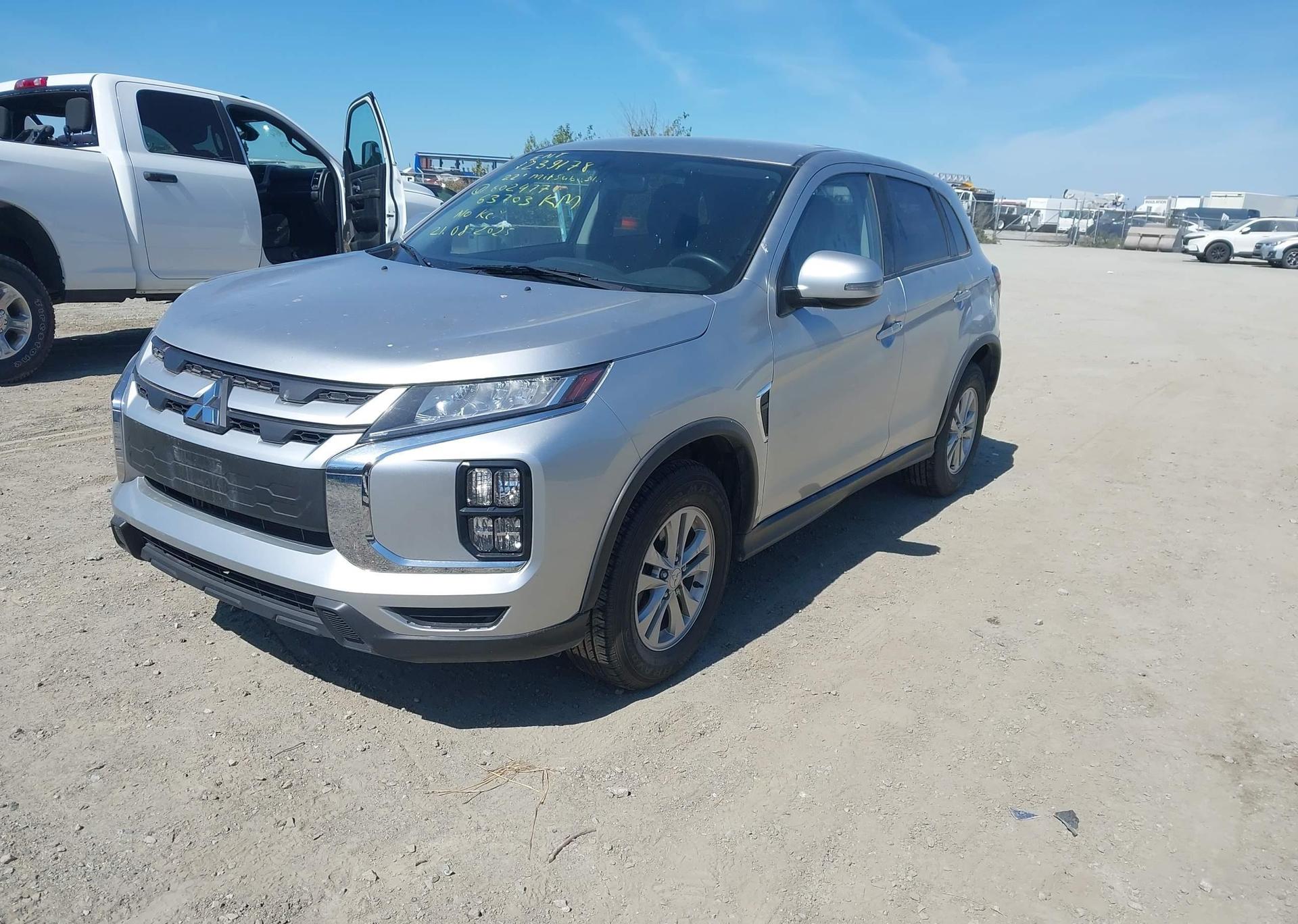 2022 MITSUBISHI RVR SE