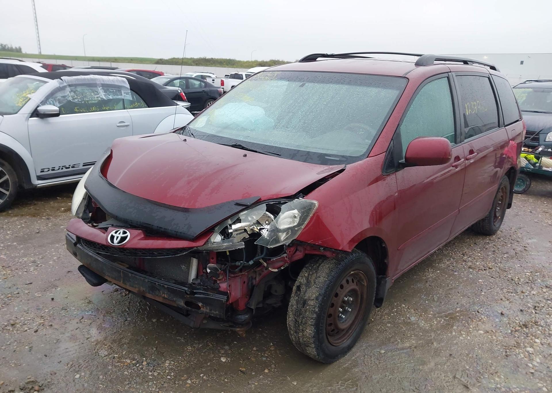2006 TOYOTA SIENNA CE