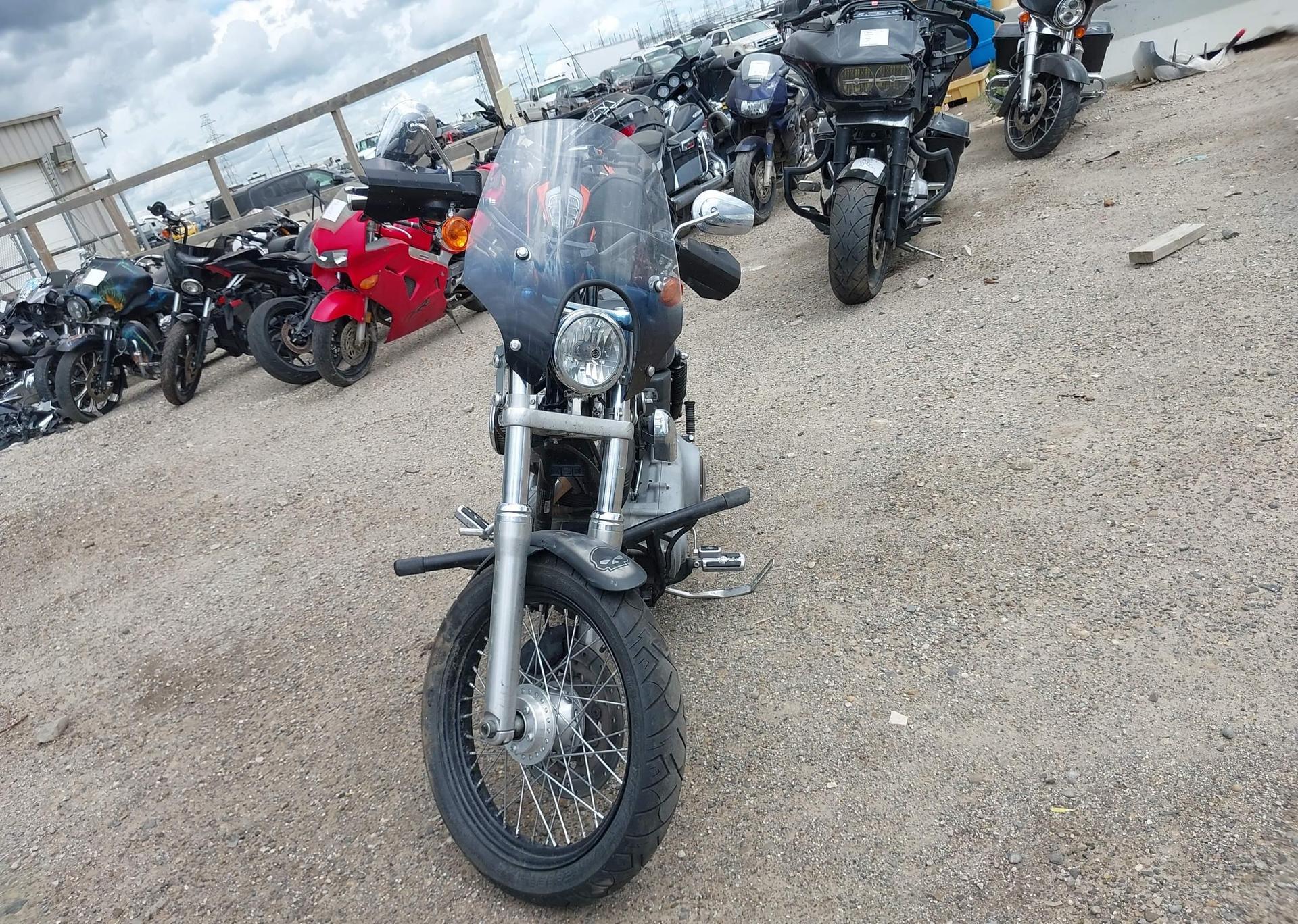 2009 HARLEY-DAVIDSON FXDB