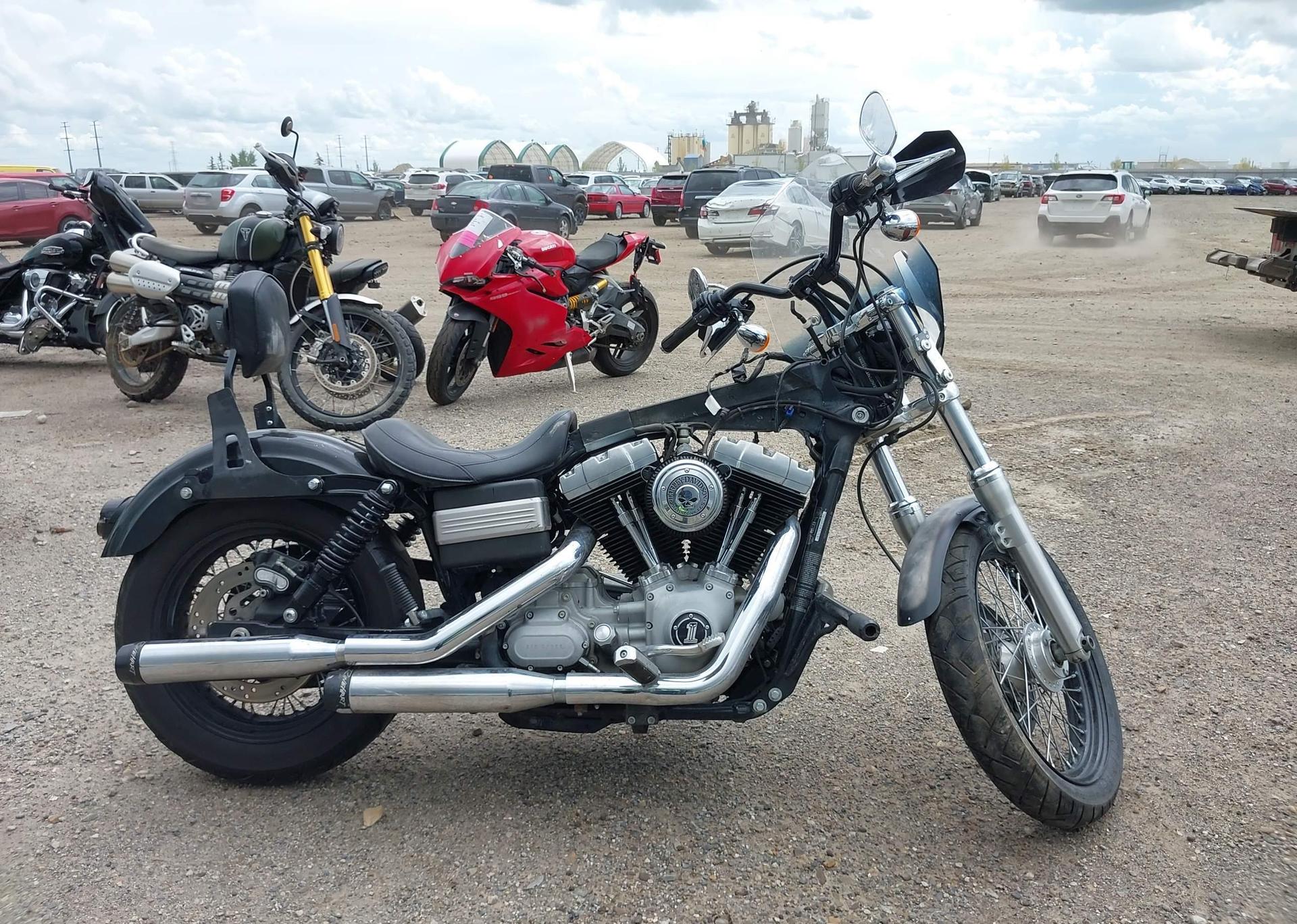2009 HARLEY-DAVIDSON FXDB